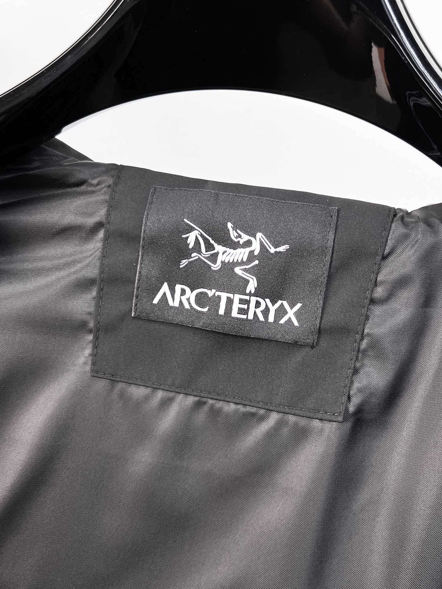 ARC'TERYX 原單 男女款 四拉鍊防水外套 都會機能版