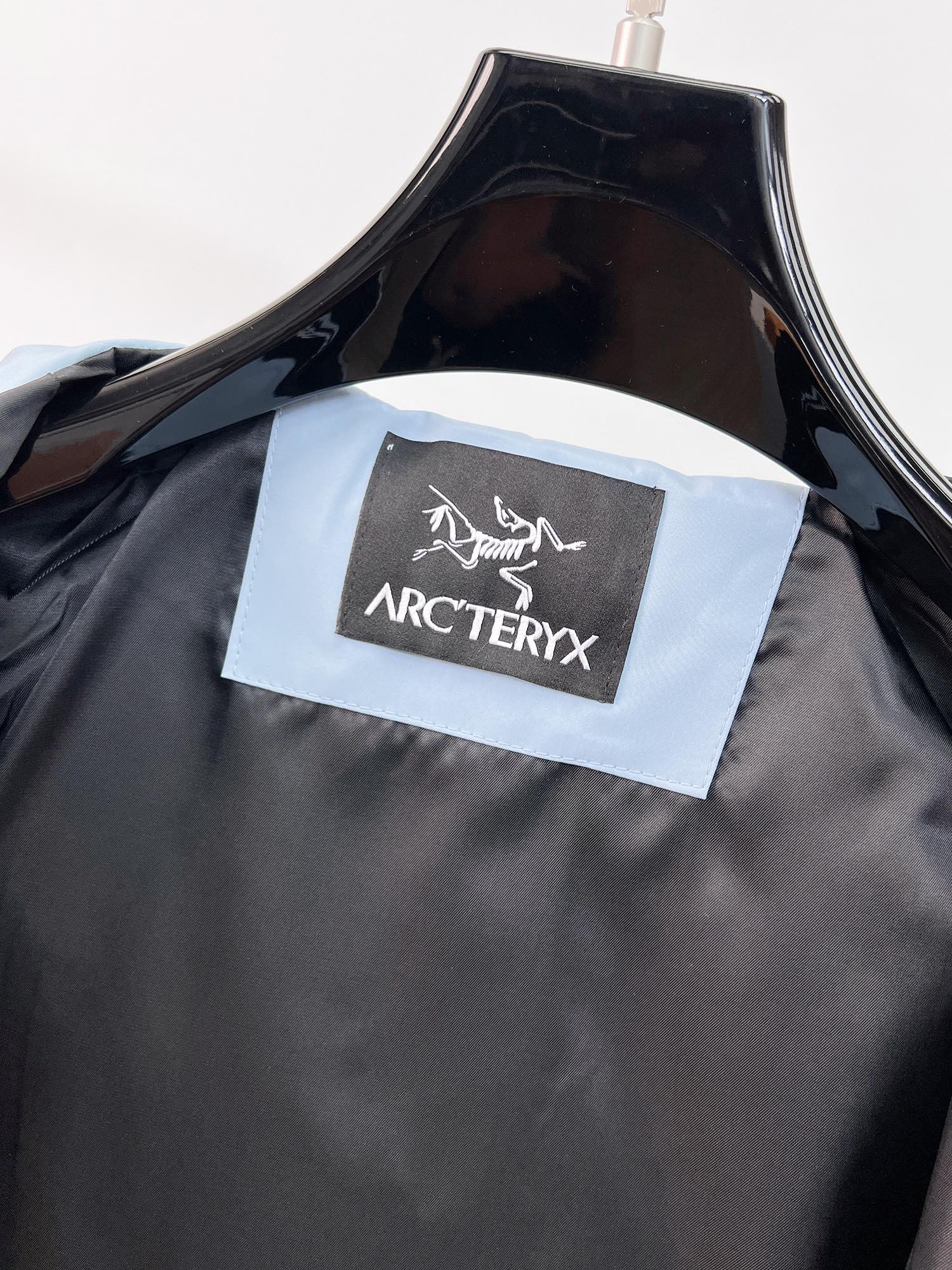 ARC'TERYX A貨 男女款 多口袋工裝軟殼外套 霧藍機能版| 11 ARC'TERYX A貨 男女款 多口袋工裝軟殼外套 霧藍機能版