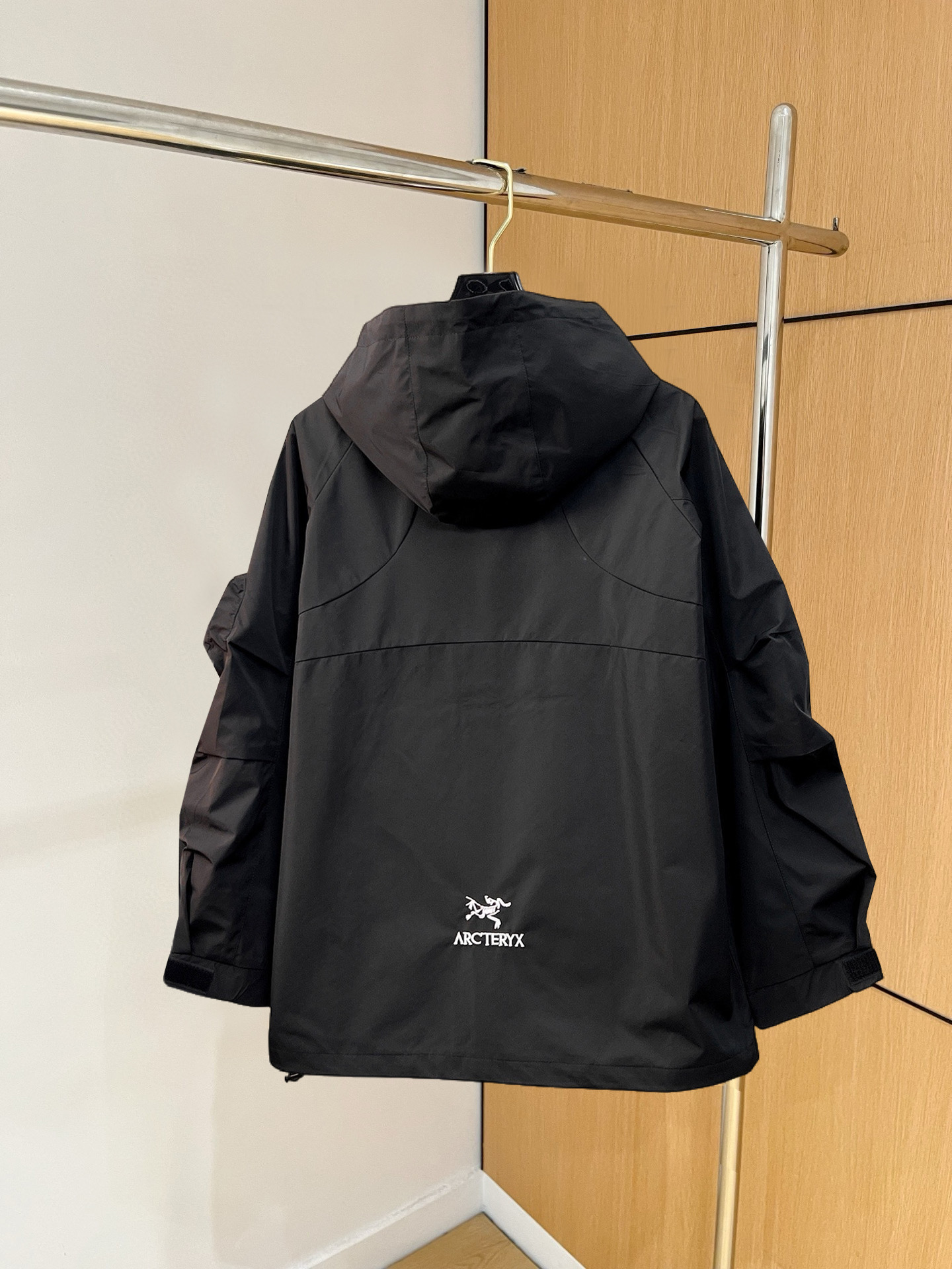 ARC'TERYX 原單 男女款 隱形袖袋防水外套 俐落通勤版| 14 ARC'TERYX 原單 男女款 隱形袖袋防水外套 俐落通勤版