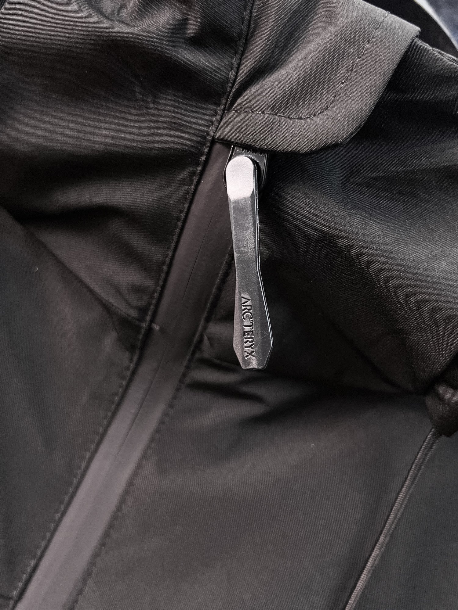 ARC'TERYX 原單 男女款 隱形袖袋防水外套 俐落通勤版| 11 ARC'TERYX 原單 男女款 隱形袖袋防水外套 俐落通勤版