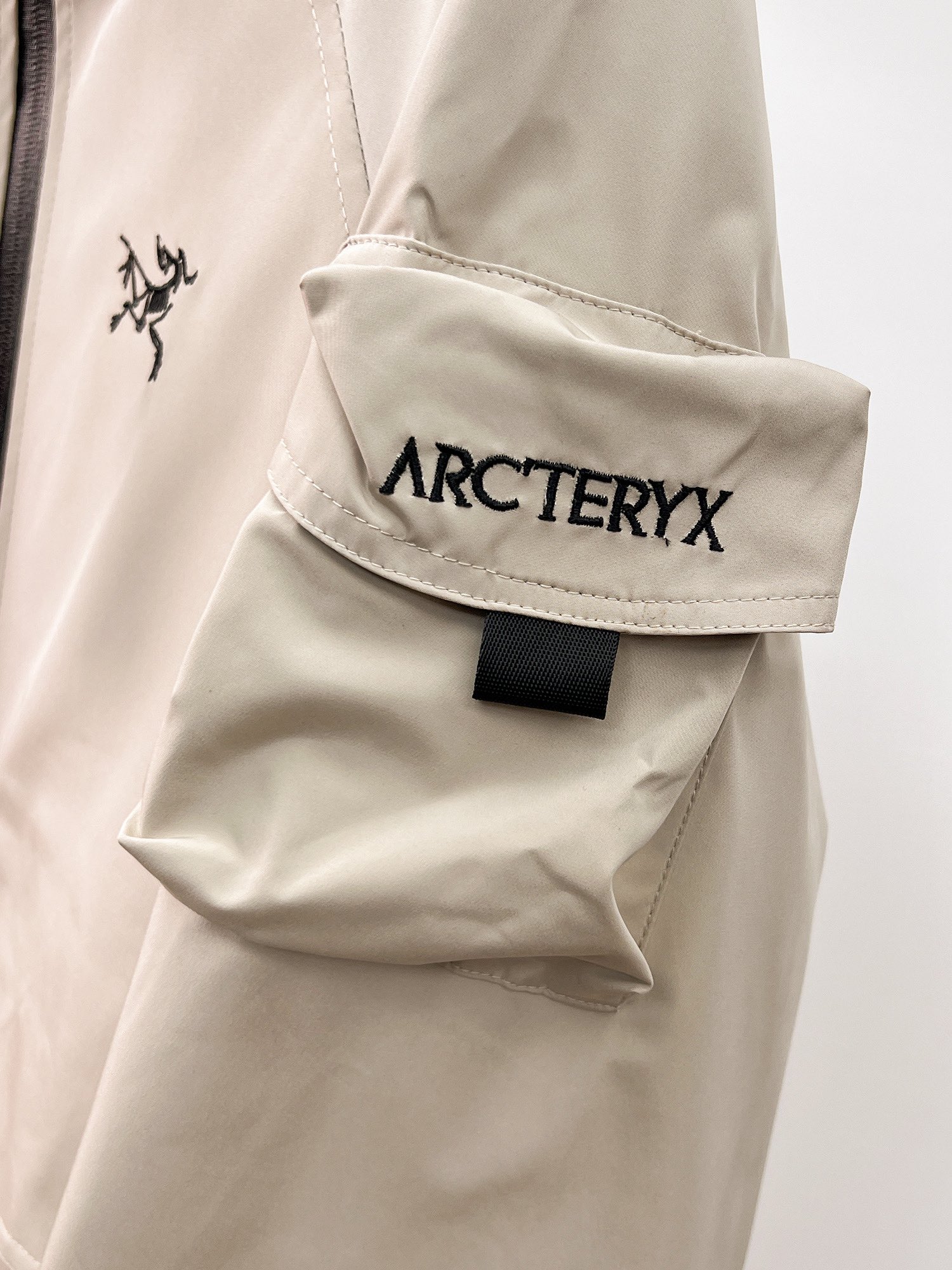 ARC'TERYX 一比一 男女款 翻蓋織帶外套 沙岩色輕量款| 11 ARC'TERYX 一比一 男女款 翻蓋織帶外套 沙岩色輕量款