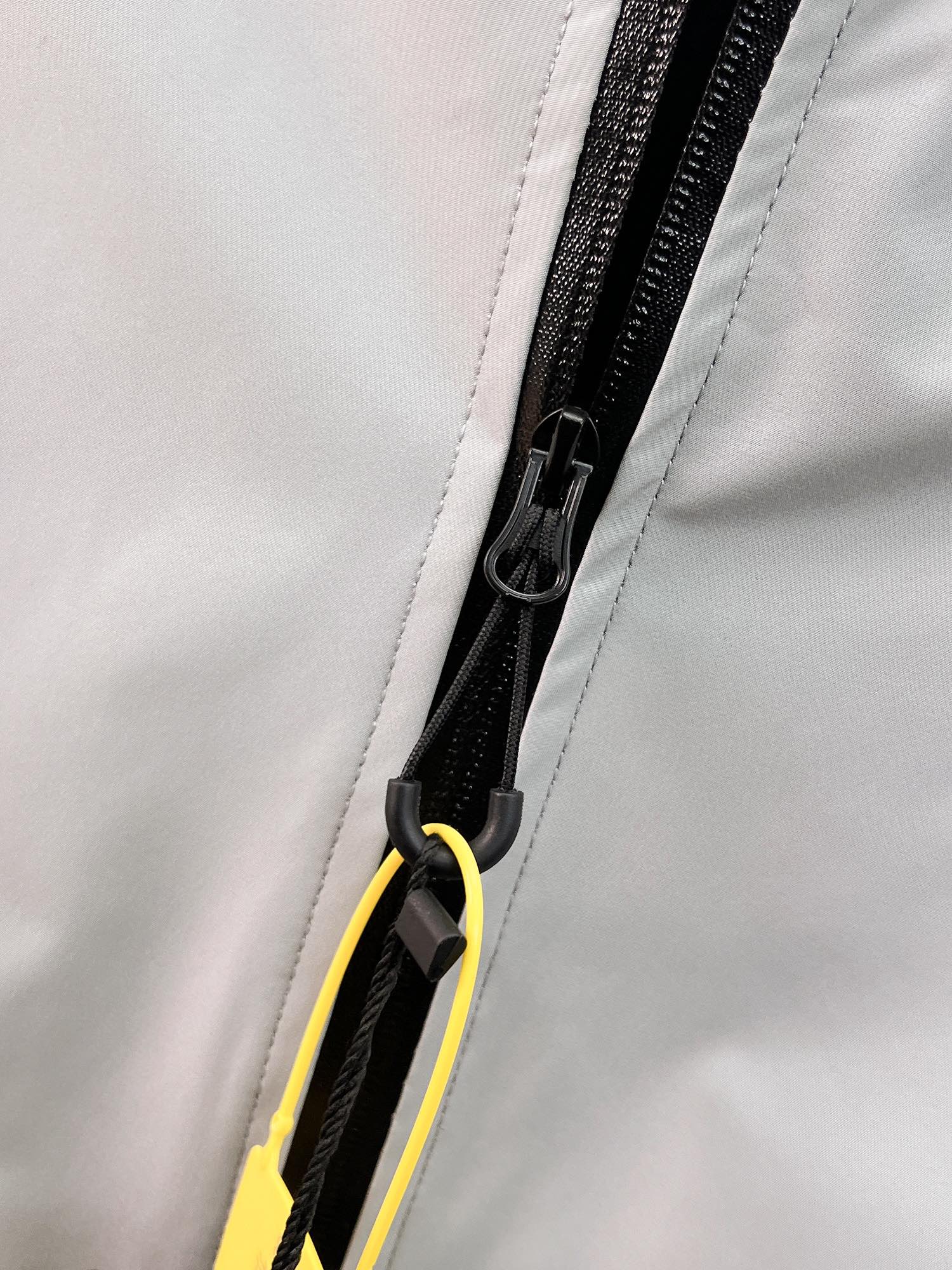 ARC'TERYX A貨 男女款 霧灰雙翻蓋軟殼外套 都會休閒風| 9 ARC'TERYX A貨 男女款 霧灰雙翻蓋軟殼外套 都會休閒風