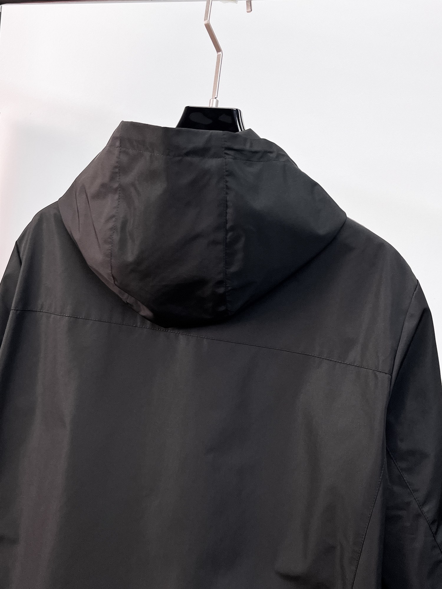 ARC'TERYX 高仿 男女款 腕袋抽繩防水外套 都會輕量版| 15 ARC'TERYX 高仿 男女款 腕袋抽繩防水外套 都會輕量版