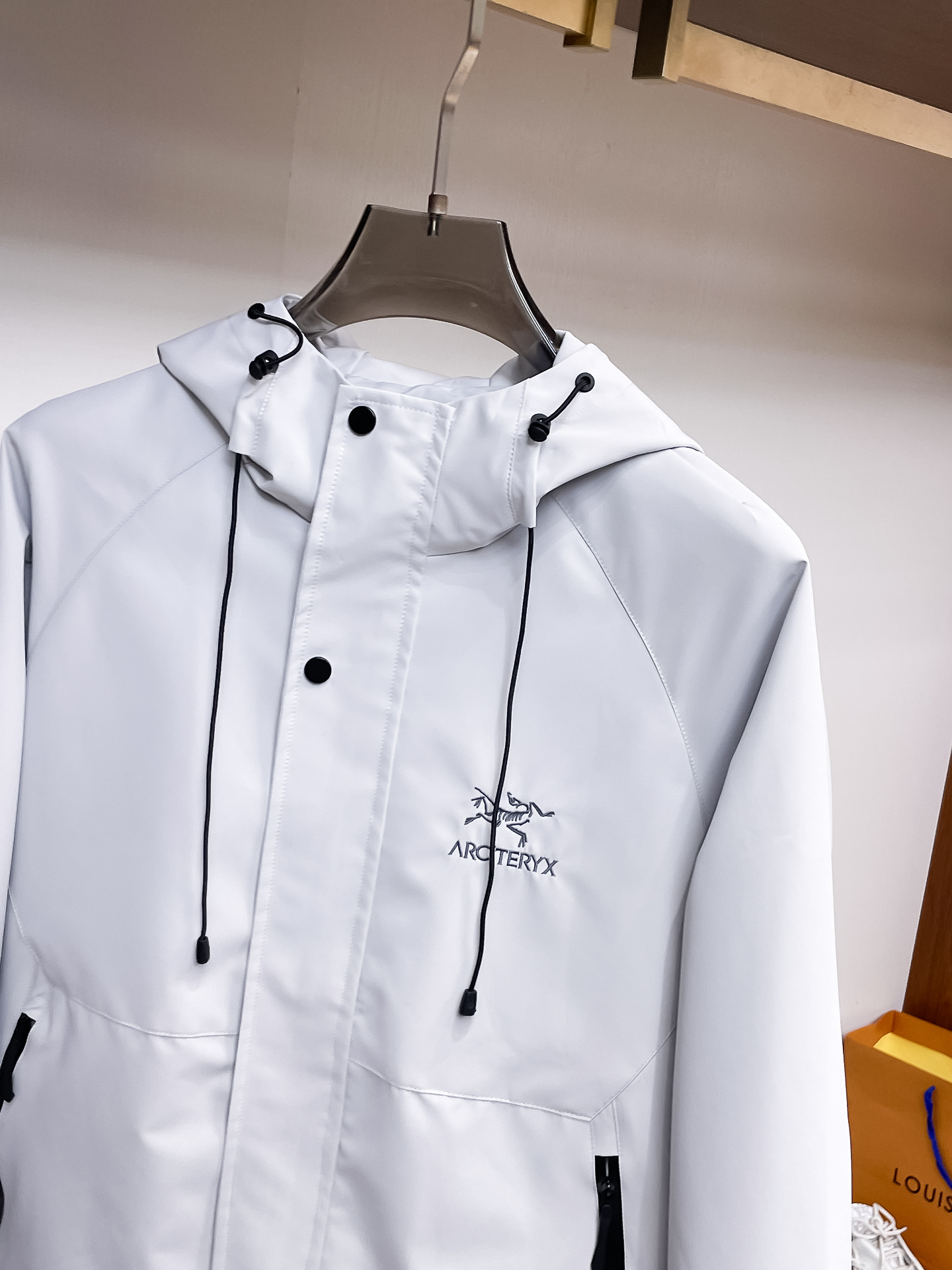ARC'TERYX 原單 男女款 立領戰術口袋外套 黑標機能版| 13 ARC'TERYX 原單 男女款 立領戰術口袋外套 黑標機能版