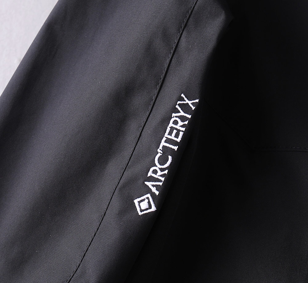 ARC'TERYX 高仿 男女款 袖袋防潑軟殼外套 都會輕量風| 8 ARC'TERYX 高仿 男女款 袖袋防潑軟殼外套 都會輕量風