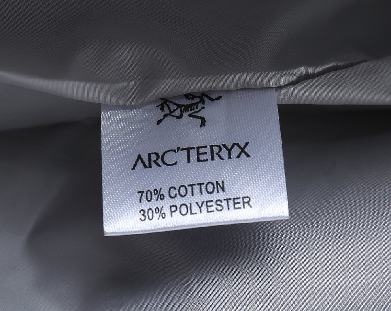 ARC'TERYX 原單 男女款 撞色拼接防水外套 山海藍黑款| 20 ARC'TERYX 原單 男女款 撞色拼接防水外套 山海藍黑款