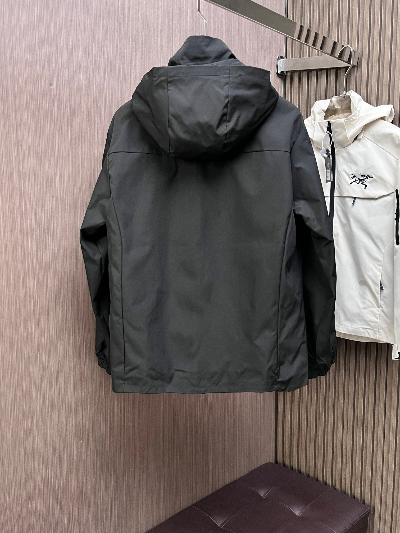 ARC'TERYX A貨 男女款 翼型遮雨片軟殼外套 城市機能款| 14 ARC'TERYX A貨 男女款 翼型遮雨片軟殼外套 城市機能款