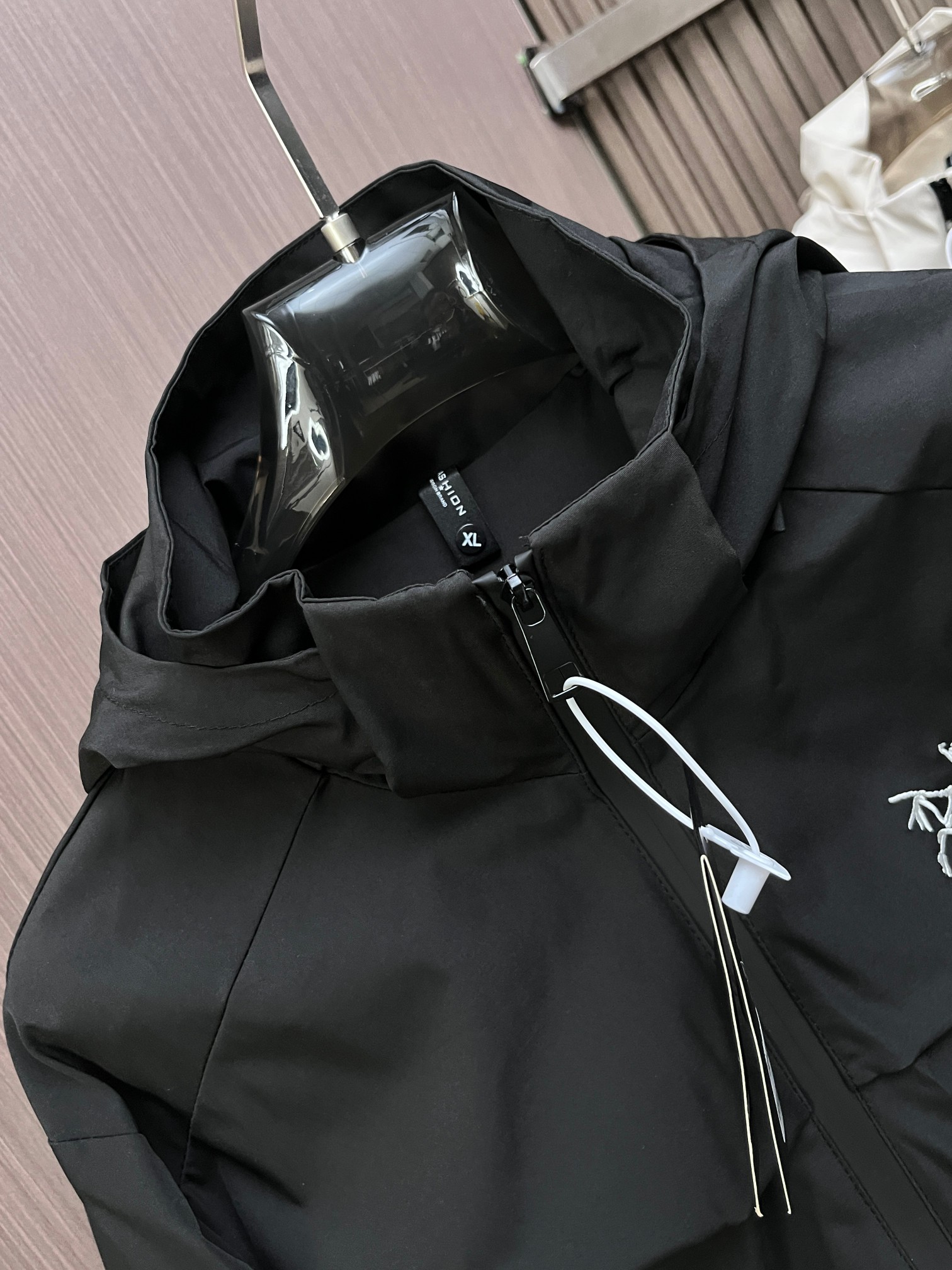 ARC'TERYX A貨 男女款 翼型遮雨片軟殼外套 城市機能款| 12 ARC'TERYX A貨 男女款 翼型遮雨片軟殼外套 城市機能款