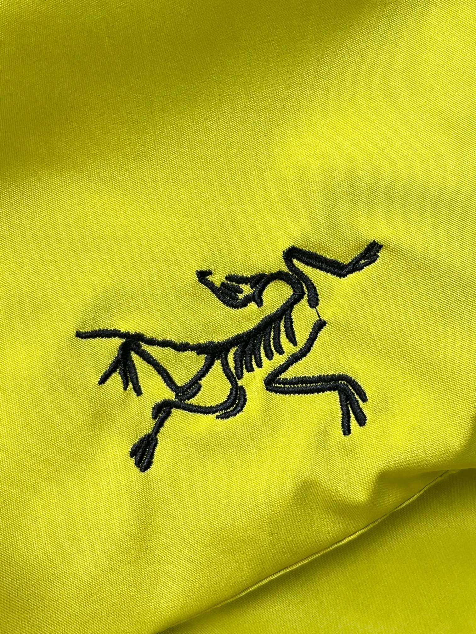 ARC'TERYX 高仿 男女款 酸檸黃防潑軟殼外套 街頭亮色風| 9 ARC'TERYX 高仿 男女款 酸檸黃防潑軟殼外套 街頭亮色風