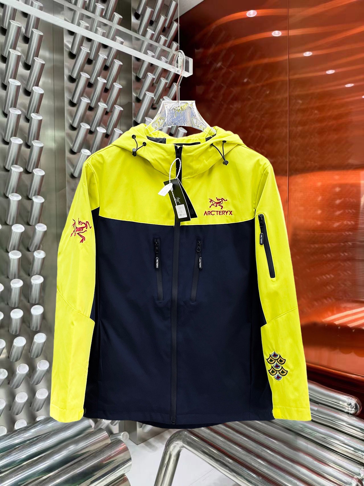 ARC'TERYX 原單 男女款 螢光黃×深海藍撞色外套 山系街頭款