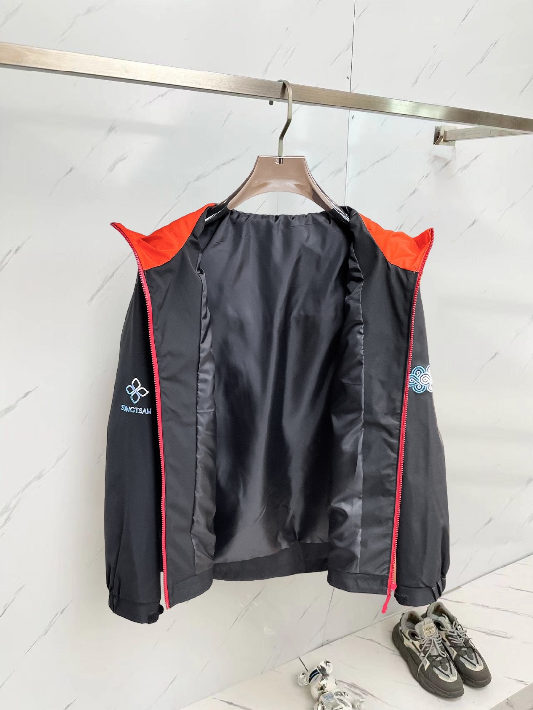 ARC'TERYX A貨 男女款 黑紅對比拉鍊外套 城市機能風| 13 ARC'TERYX A貨 男女款 黑紅對比拉鍊外套 城市機能風