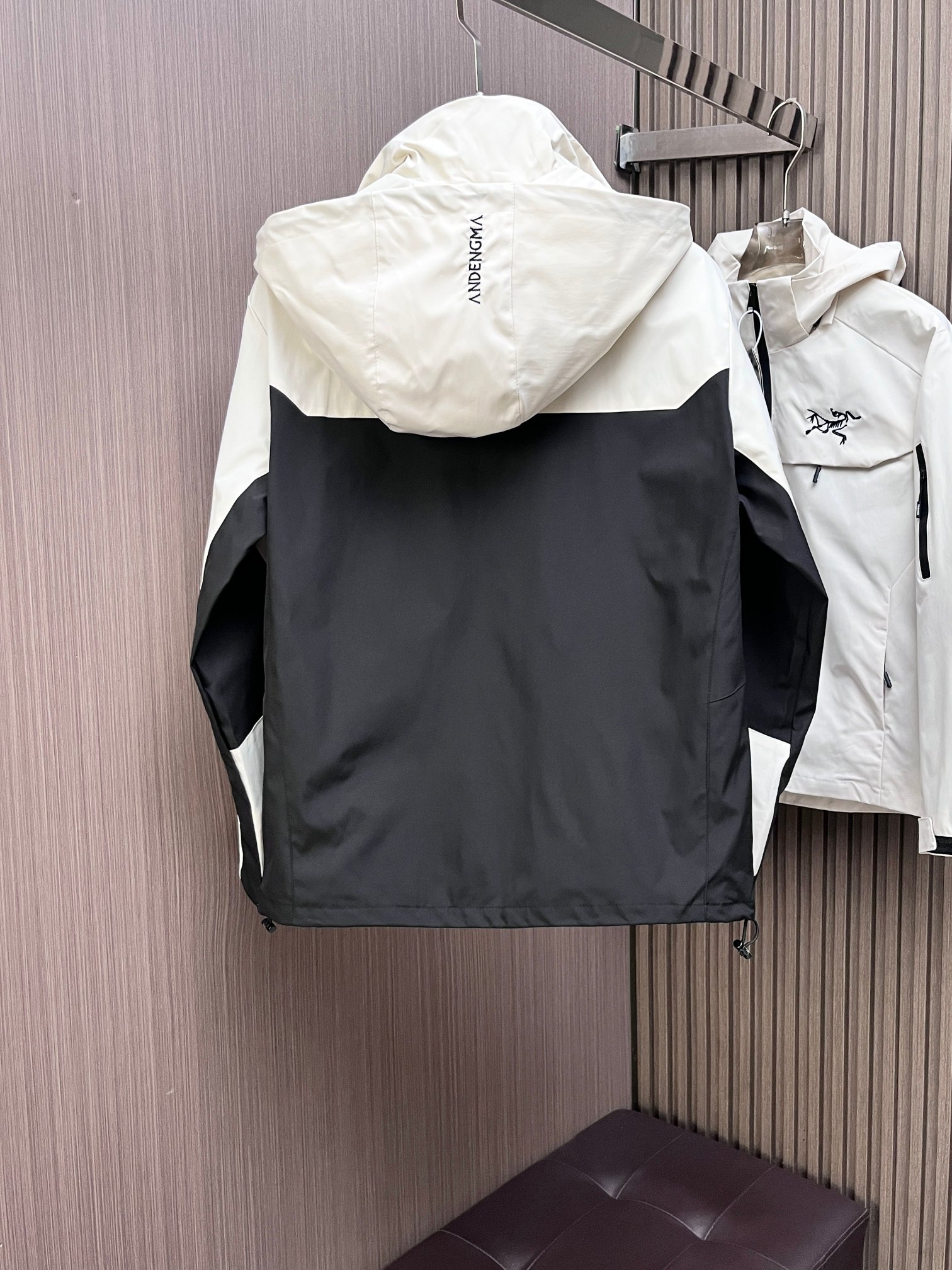 ARC'TERYX 高仿 GORE-TEX 拼色衝鋒衣 黑白機能外套 戶外防風夾克| 14 ARC'TERYX 高仿 GORE-TEX 拼色衝鋒衣 黑白機能外套 戶外防風夾克