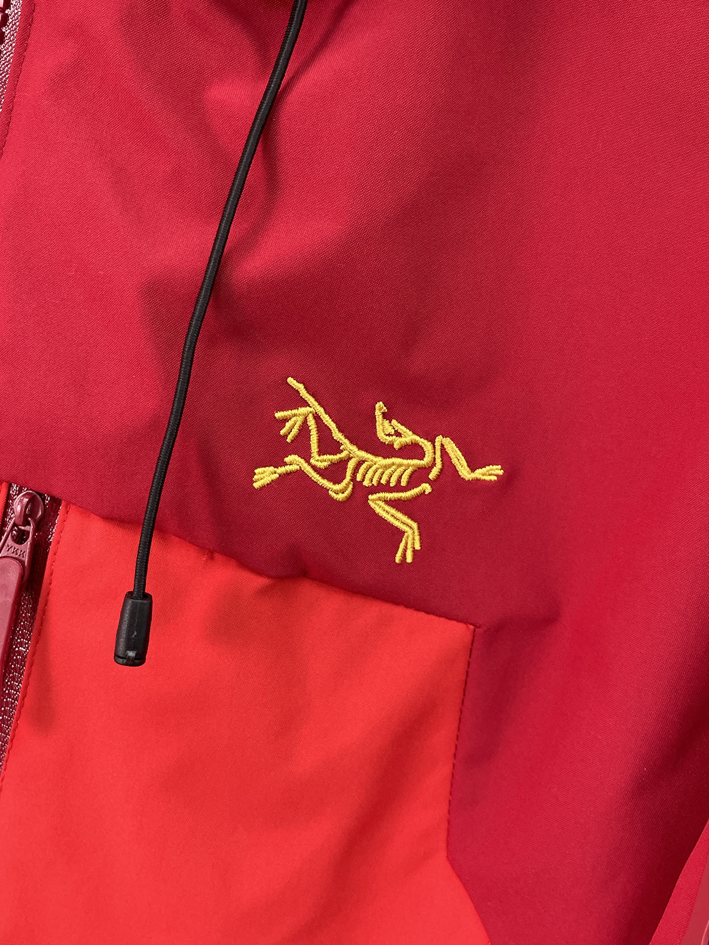 ARC'TERYX 高仿 GORE-TEX 防水機能外套 紅色連帽衝鋒衣 戶外潮流款| 9 ARC'TERYX 高仿 GORE-TEX 防水機能外套 紅色連帽衝鋒衣 戶外潮流款