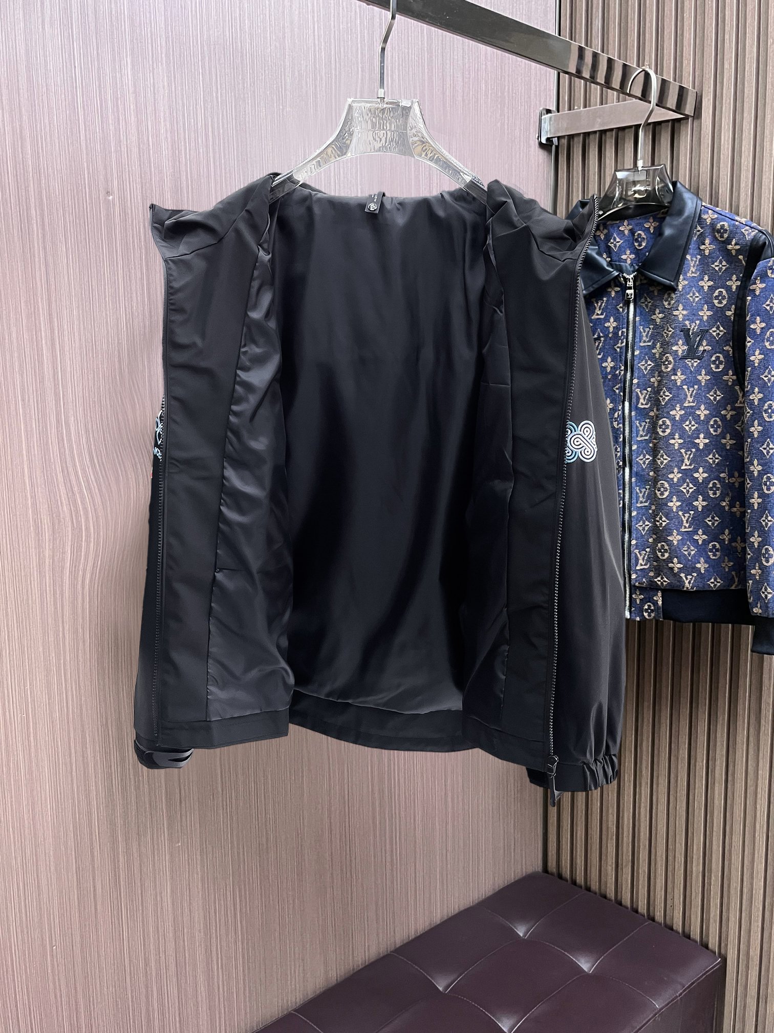 ARC'TERYX 始祖鳥 純黑連帽衝鋒衣 簡約機能風防風外套| 13 ARC'TERYX 始祖鳥 純黑連帽衝鋒衣 簡約機能風防風外套
