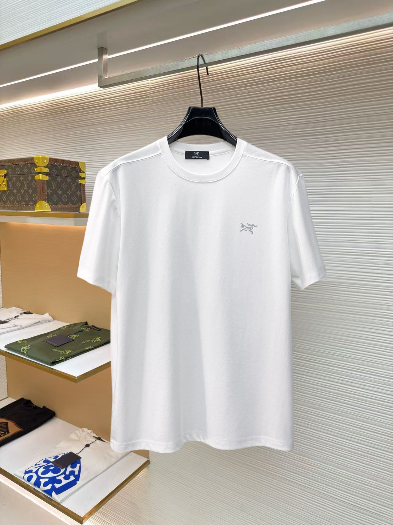 Arc'teryx 始祖鳥原單男士白色短袖T恤 小鳥標圓領休閒上衣清爽百搭款| 14 Arc'teryx 始祖鳥原單男士白色短袖T恤 小鳥標圓領休閒上衣清爽百搭款