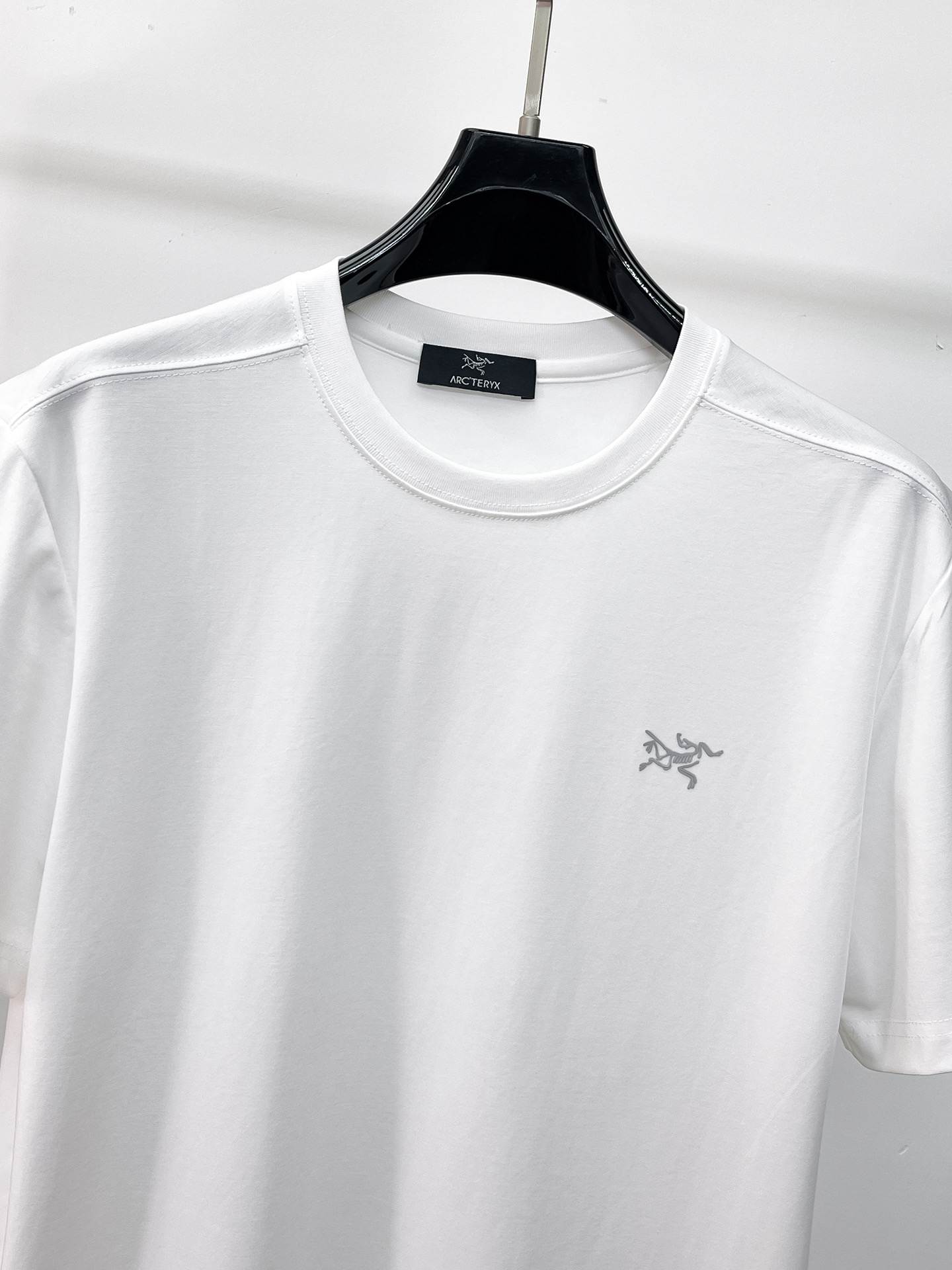 Arc'teryx 始祖鳥原單男士白色短袖T恤 小鳥標圓領休閒上衣清爽百搭款| 12 Arc'teryx 始祖鳥原單男士白色短袖T恤 小鳥標圓領休閒上衣清爽百搭款