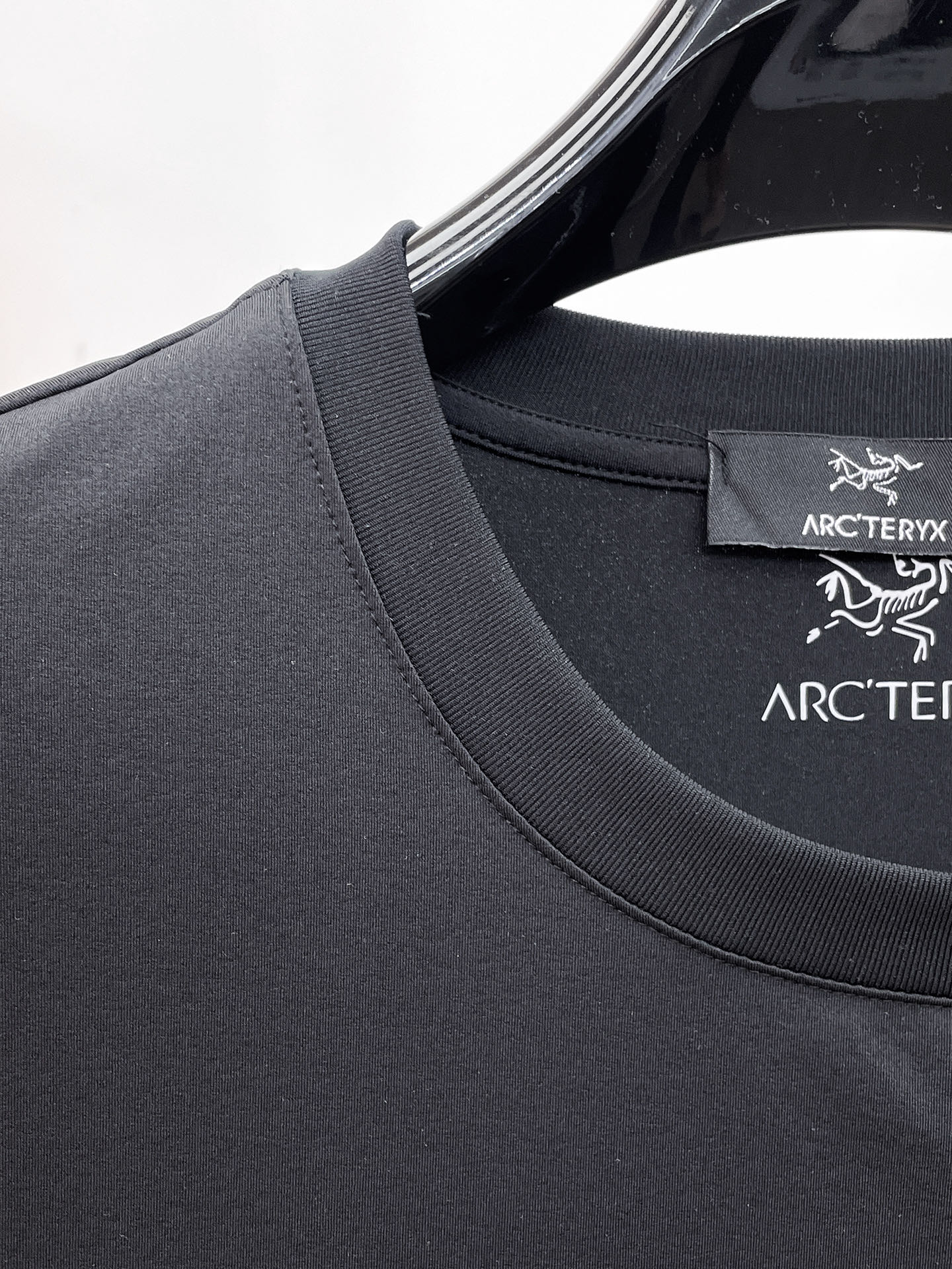 Arc'teryx 始祖鳥高仿男士深灰短袖T恤 拉鍊胸袋鳥標機能休閒上衣| 12 Arc'teryx 始祖鳥高仿男士深灰短袖T恤 拉鍊胸袋鳥標機能休閒上衣