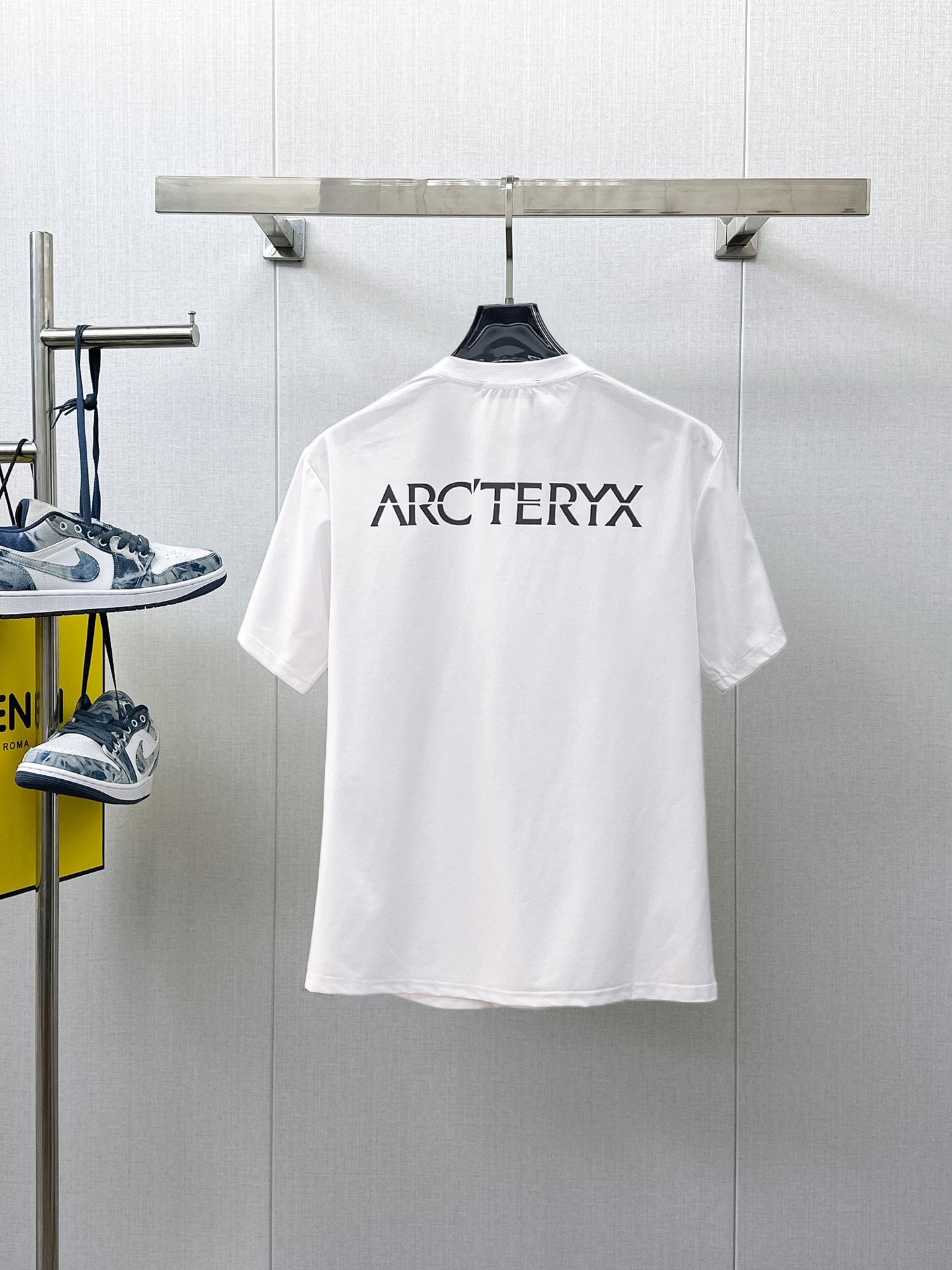 Arc'teryx 復刻男士白色短袖T恤 黑色小鳥標圓領簡約百搭上衣| 14 Arc'teryx 復刻男士白色短袖T恤 黑色小鳥標圓領簡約百搭上衣