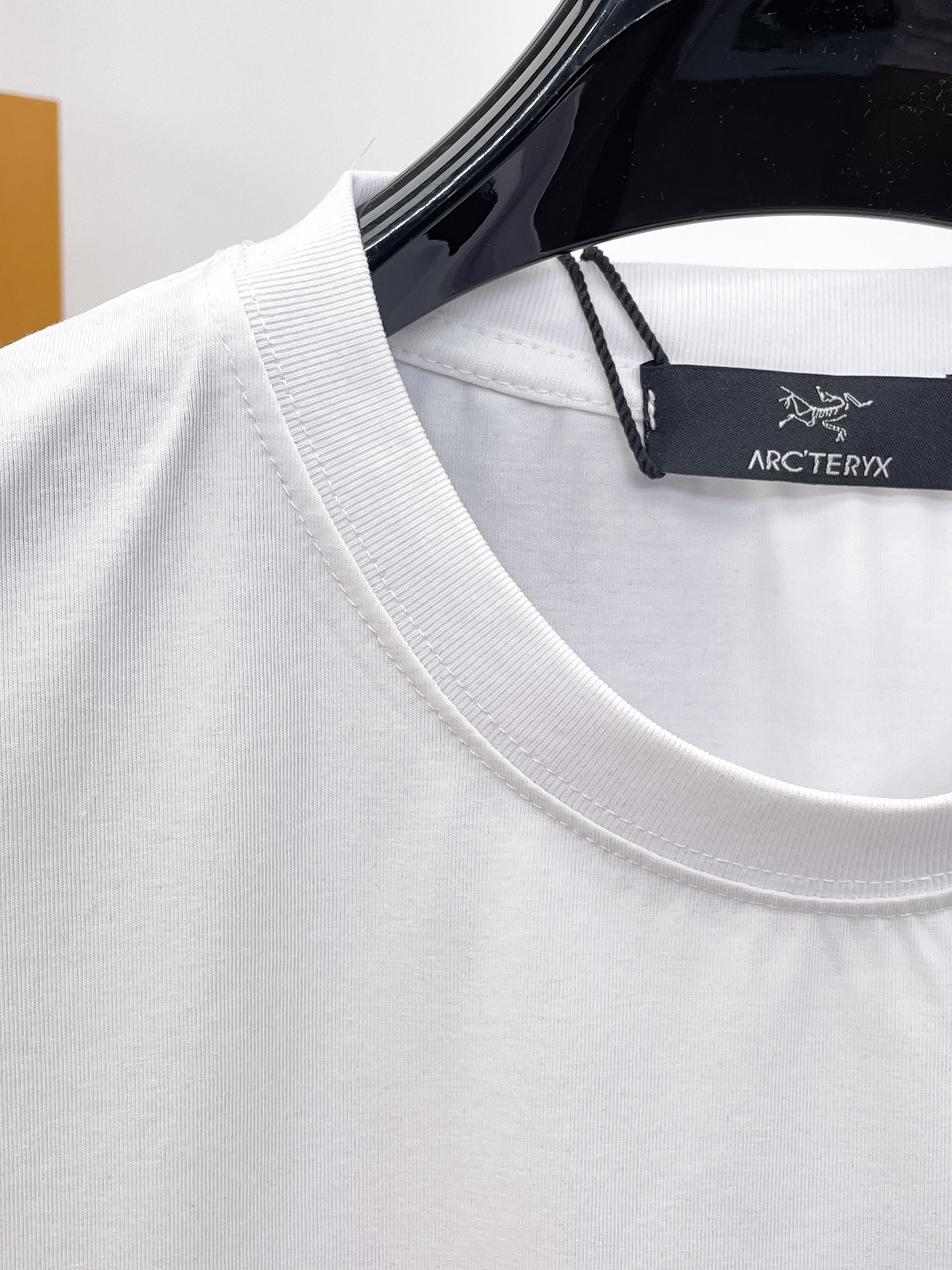 Arc'teryx 復刻男士白色短袖T恤 黑色小鳥標圓領簡約百搭上衣| 11 Arc'teryx 復刻男士白色短袖T恤 黑色小鳥標圓領簡約百搭上衣