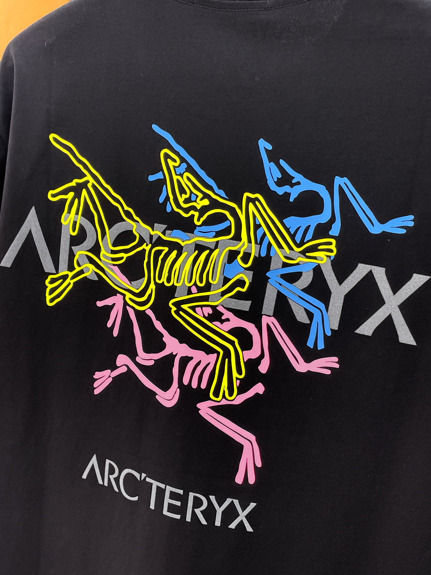 Arc'teryx A貨男士黑色短袖T恤 粉色鳥標字母Logo圓領潮流休閒上衣| 11 Arc'teryx A貨男士黑色短袖T恤 粉色鳥標字母Logo圓領潮流休閒上衣