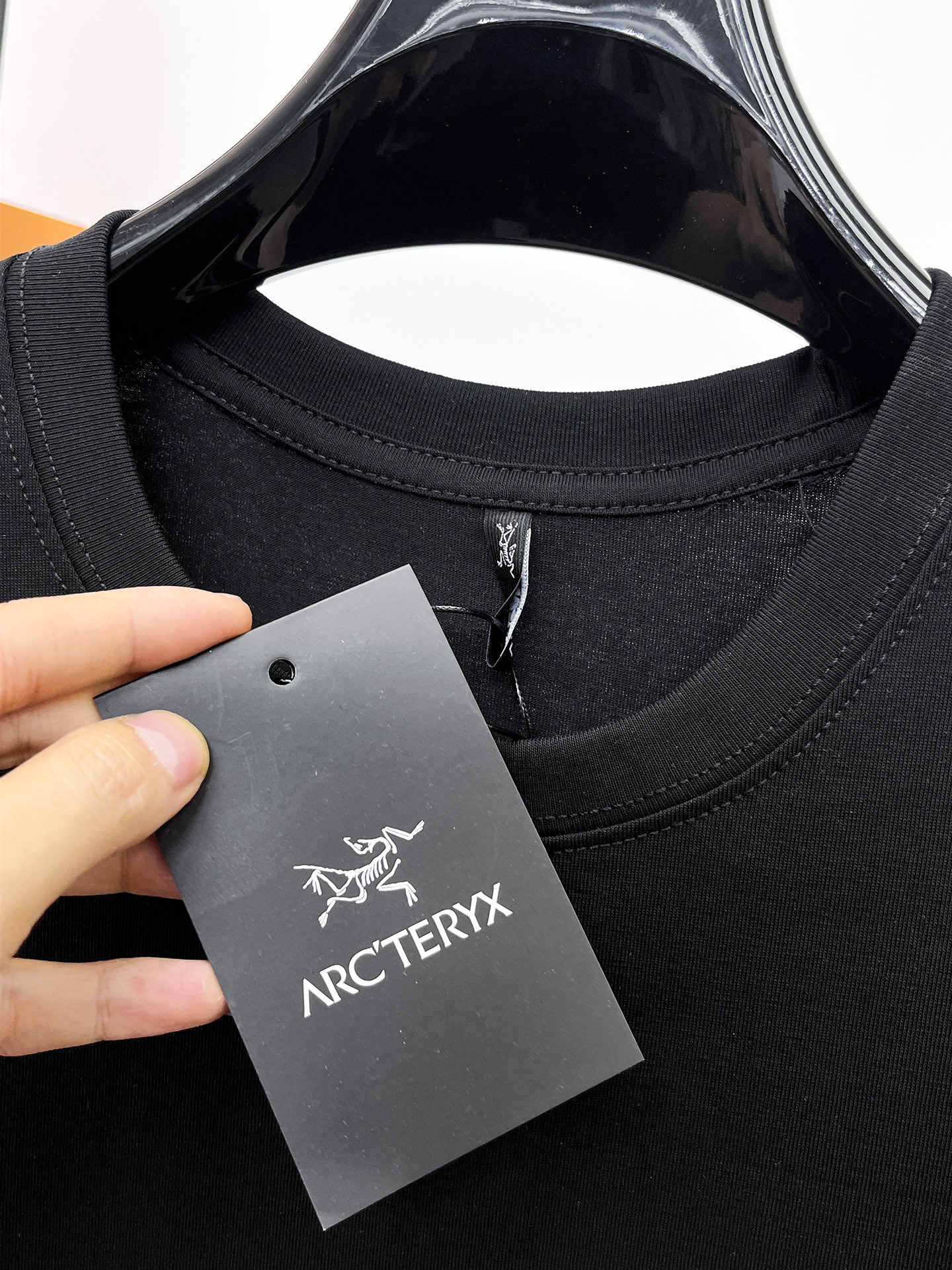 Arc'teryx 高仿男士黑色短袖T恤 經典鳥標字母刺繡戶外休閒百搭款| 12 Arc'teryx 高仿男士黑色短袖T恤 經典鳥標字母刺繡戶外休閒百搭款