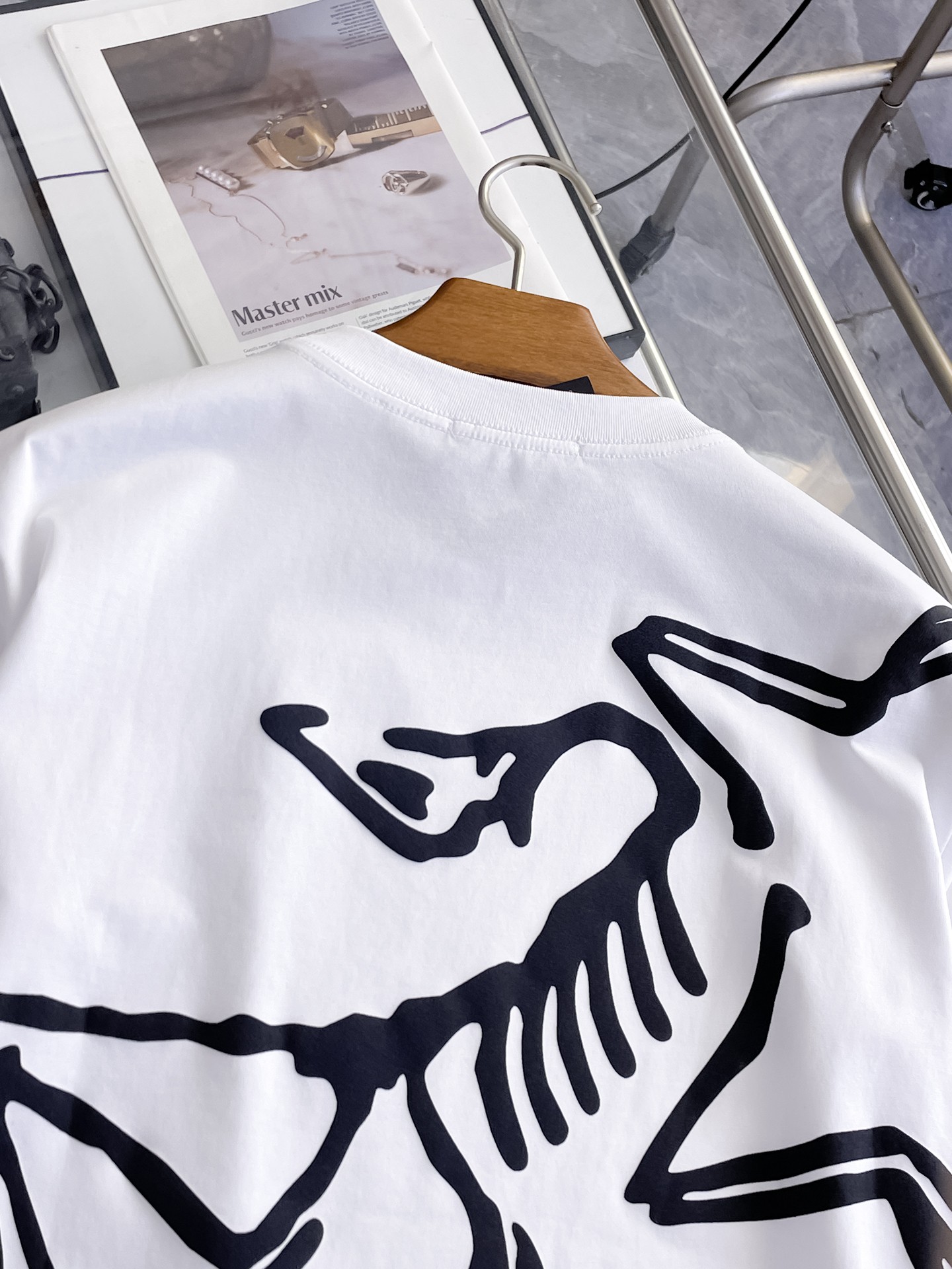 Arc'teryx 原單男士白色短袖T恤 黑色字母Logo極簡圓領夏季百搭上衣| 12 Arc'teryx 原單男士白色短袖T恤 黑色字母Logo極簡圓領夏季百搭上衣