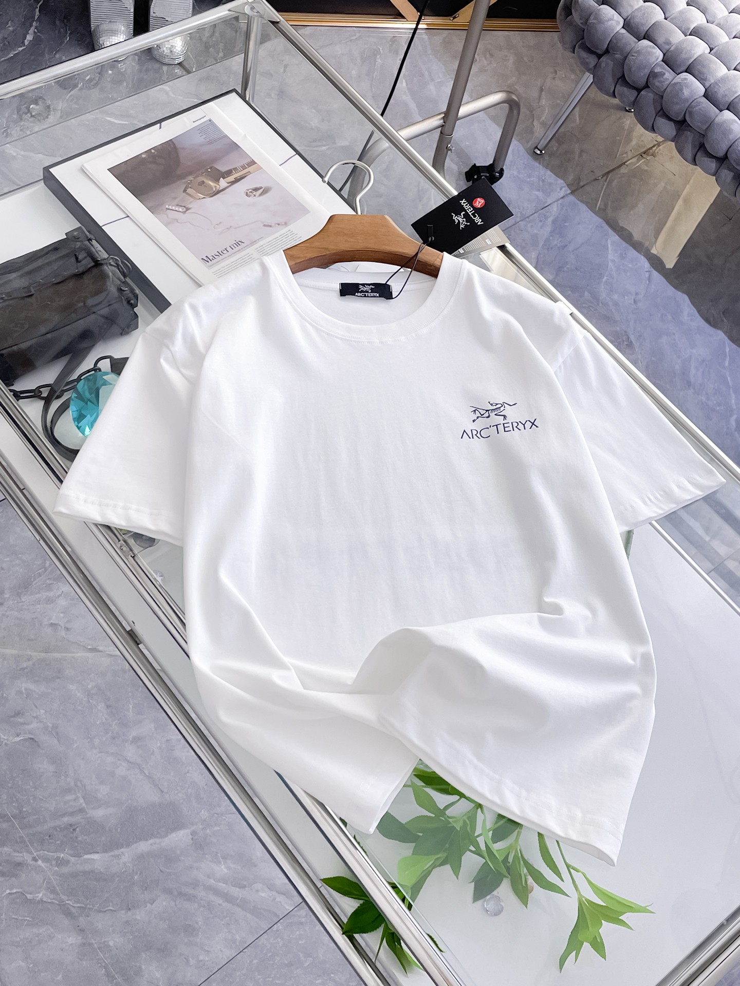 ARC'TERYX 高仿男士黑色短袖T恤 經典小鳥標簡約戶外休閒上衣