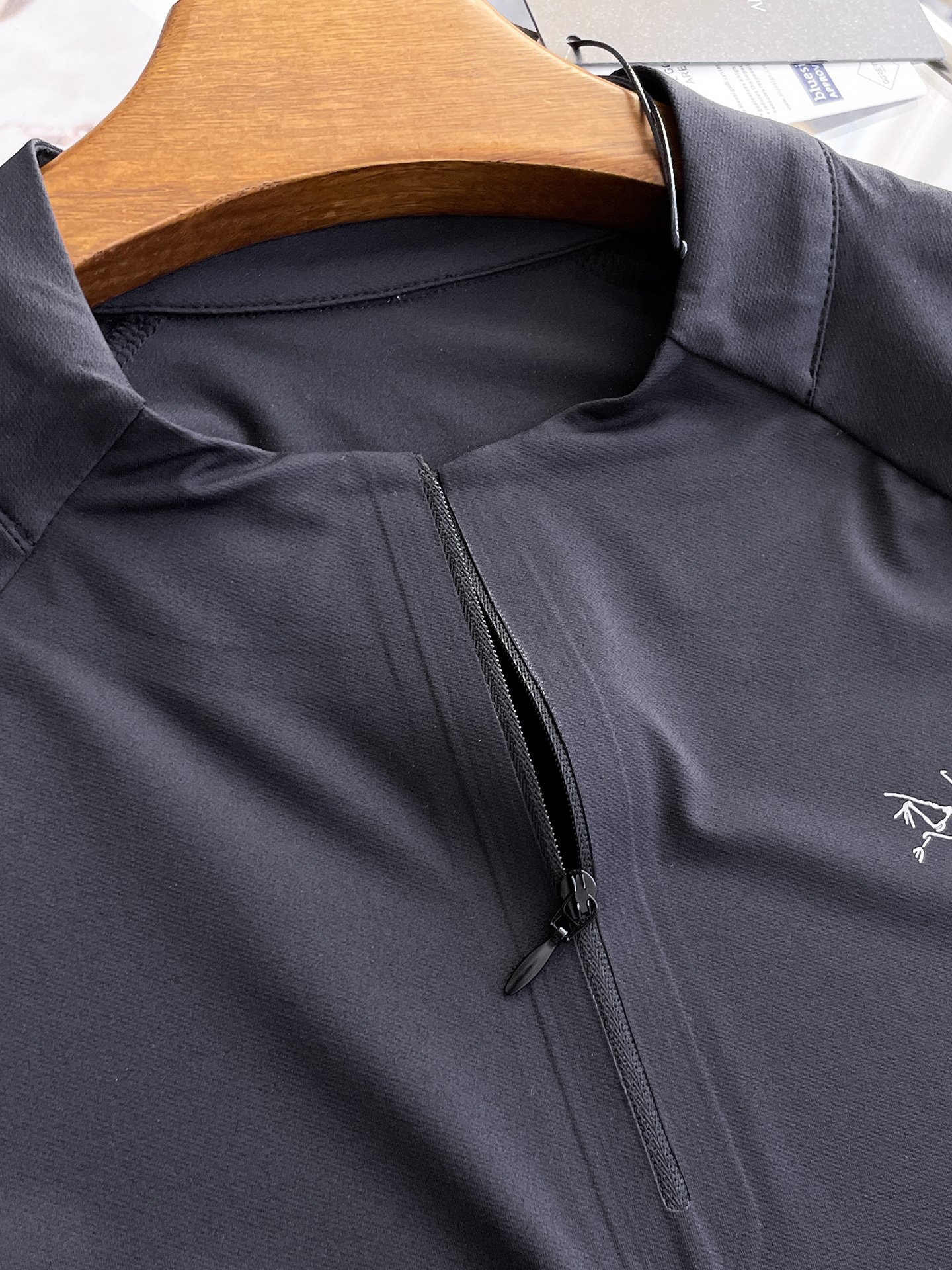 ARC'TERYX 一比一男士黑色半拉鍊短袖T恤 戶外機能速乾休閒上衣| 11 ARC'TERYX 一比一男士黑色半拉鍊短袖T恤 戶外機能速乾休閒上衣