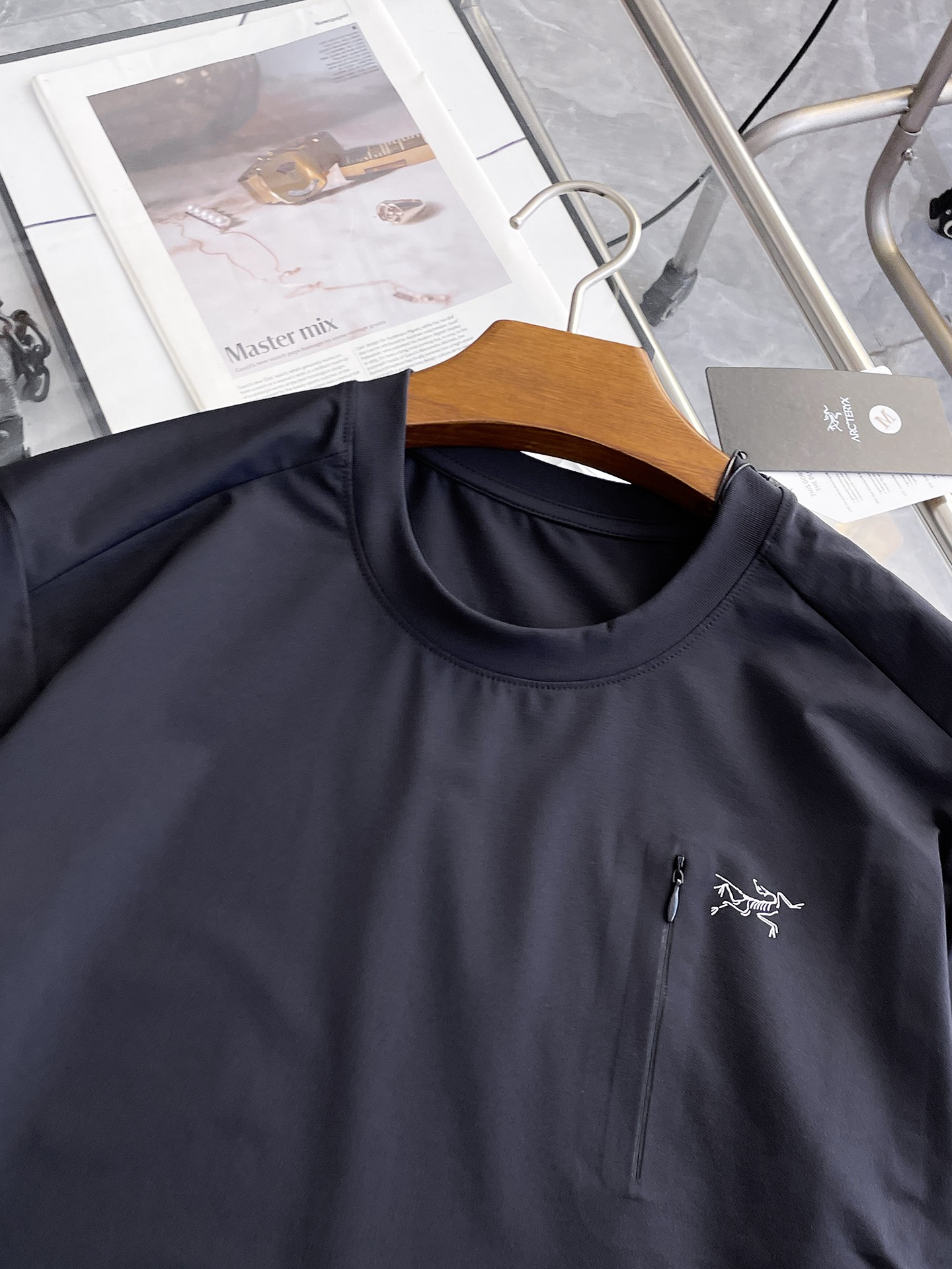 ARC'TERYX A貨男士黑色短袖T恤 胸前拉鍊口袋鳥標戶外機能上衣| 13 ARC'TERYX A貨男士黑色短袖T恤 胸前拉鍊口袋鳥標戶外機能上衣