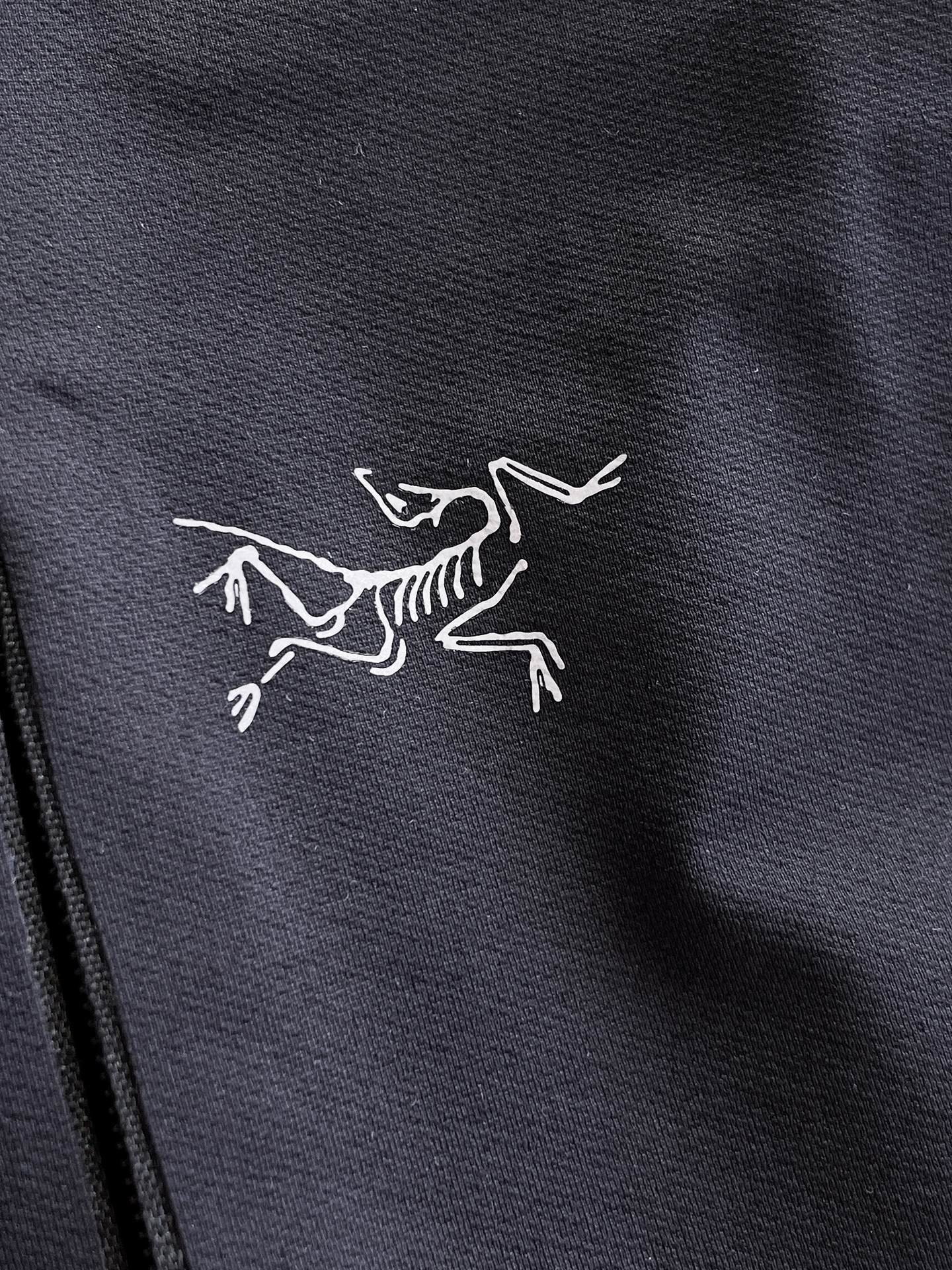 ARC'TERYX A貨男士黑色短袖T恤 胸前拉鍊口袋鳥標戶外機能上衣| 8 ARC'TERYX A貨男士黑色短袖T恤 胸前拉鍊口袋鳥標戶外機能上衣