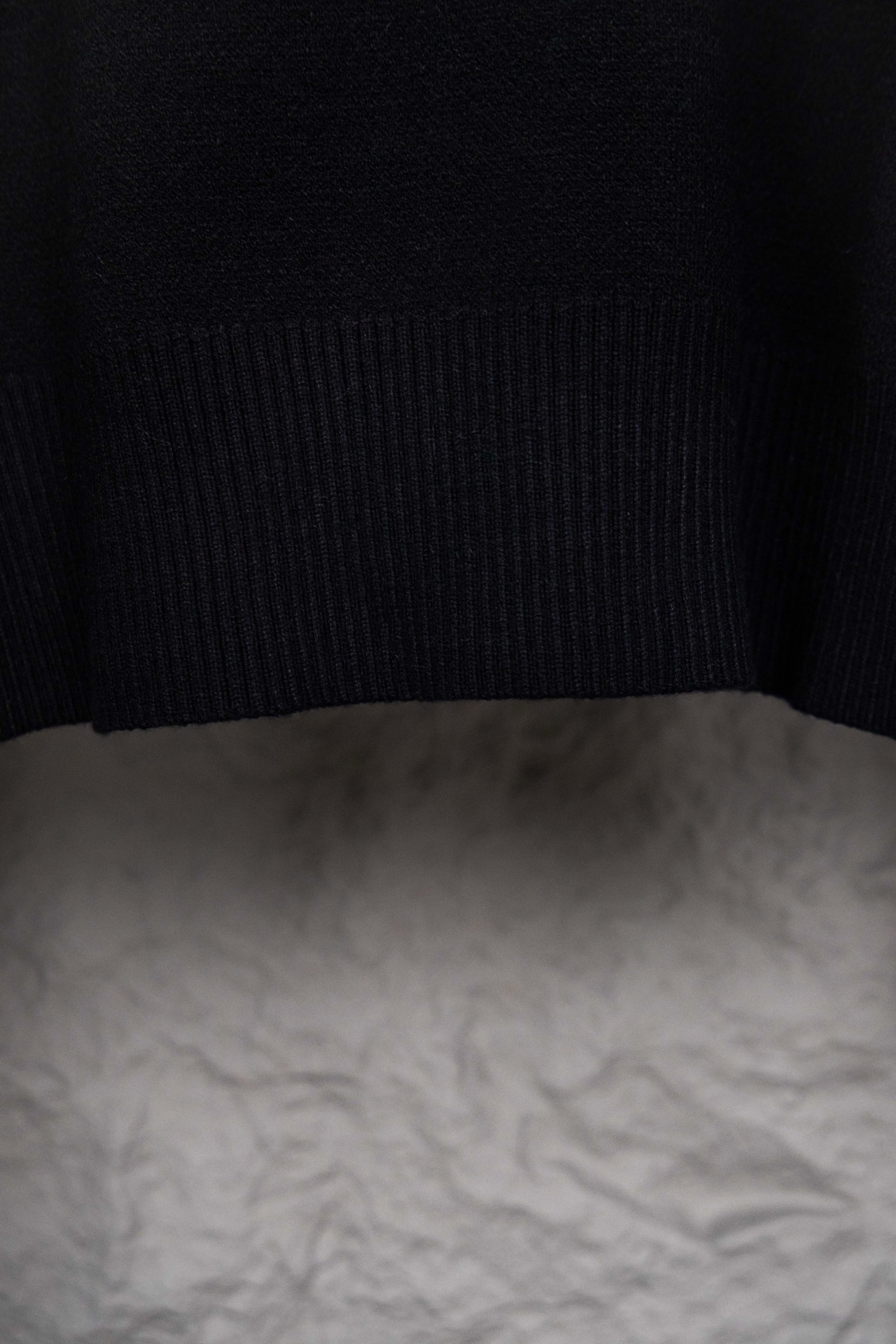 BALENCIAGA 原單男女款黑色圓領針織衫 白色字母Logo秋冬休閒毛衣| 15 BALENCIAGA 原單男女款黑色圓領針織衫 白色字母Logo秋冬休閒毛衣