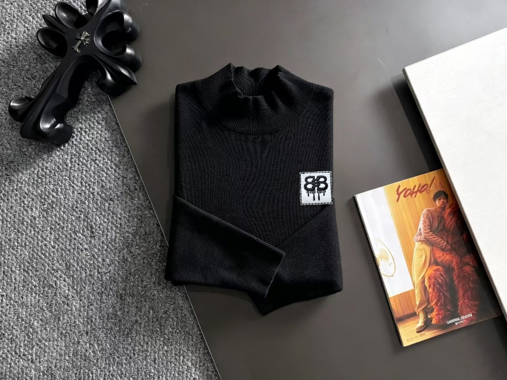 BALENCIAGA 高仿男女款半高領針織衫 BB徽標貼布秋冬長袖毛衣| 8 BALENCIAGA 高仿男女款半高領針織衫 BB徽標貼布秋冬長袖毛衣