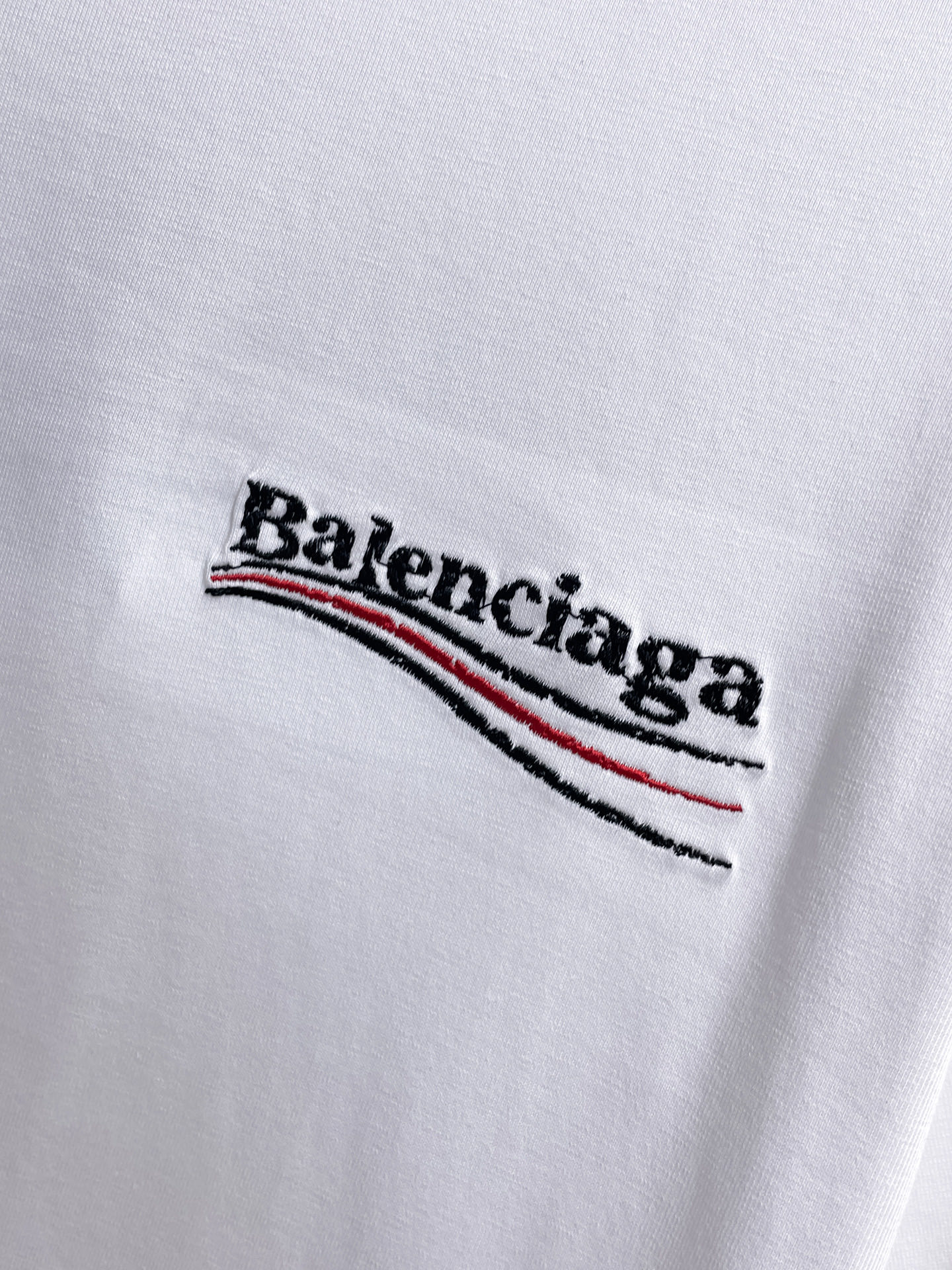 BALENCIAGA 原單白色刺繡Logo短袖T恤 男女款寬鬆圓領休閒上衣| 12 BALENCIAGA 原單白色刺繡Logo短袖T恤 男女款寬鬆圓領休閒上衣