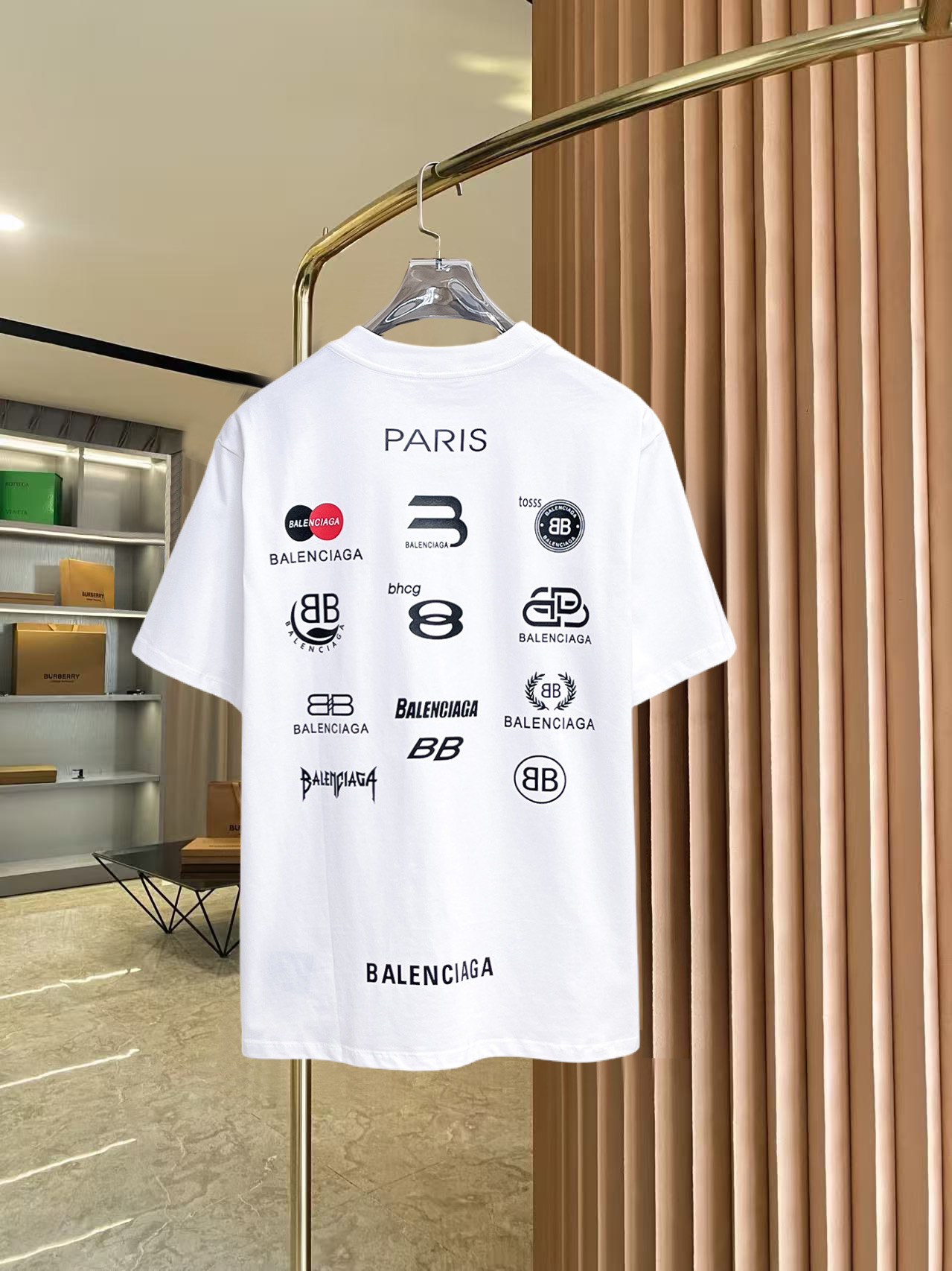 BALENCIAGA 復刻白色破洞短袖T恤 B字母Logo男女款做舊寬鬆上衣| 14 BALENCIAGA 復刻白色破洞短袖T恤 B字母Logo男女款做舊寬鬆上衣