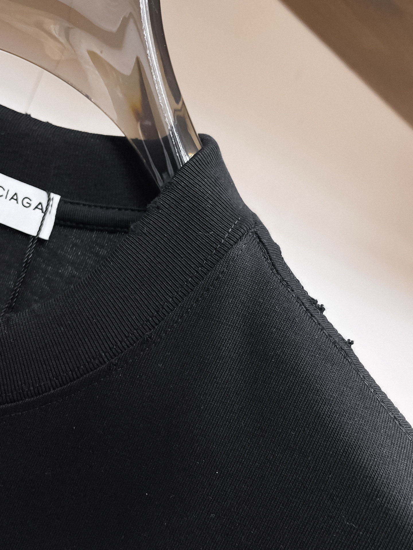 BALENCIAGA原單男女款黑色短袖T恤 綠白塗鴉Logo潑墨街頭休閒上衣| 9 BALENCIAGA原單男女款黑色短袖T恤 綠白塗鴉Logo潑墨街頭休閒上衣