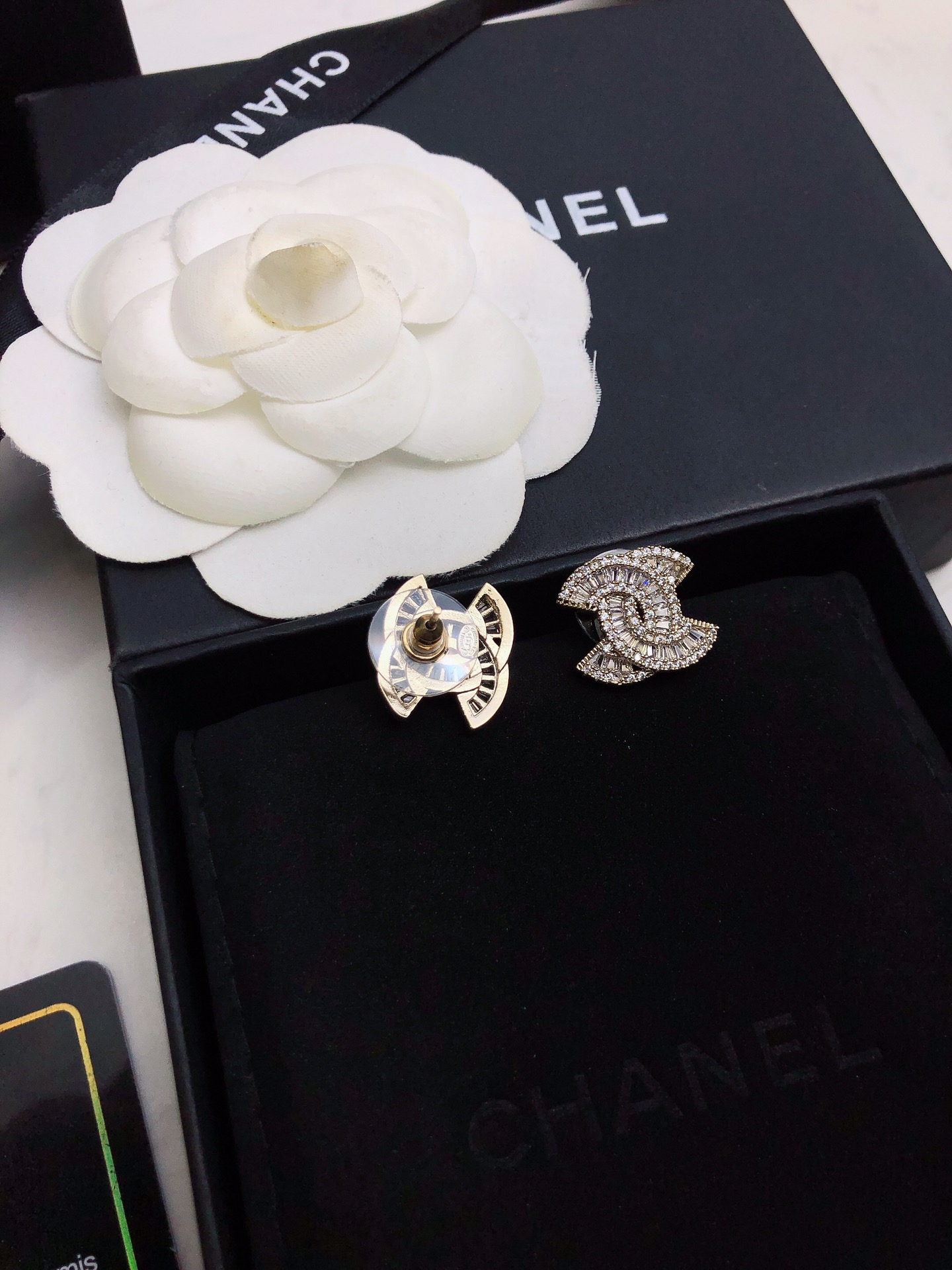 CHANEL復刻女士雙C鑲鑽耳環 金色滿鑽立體經典奢華耳飾| 8 CHANEL復刻女士雙C鑲鑽耳環 金色滿鑽立體經典奢華耳飾