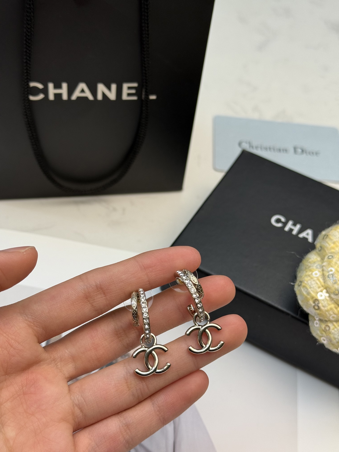 CHANEL A貨 水鑽雙C耳環 經典耳扣 女款精品耳飾| 13 CHANEL A貨 水鑽雙C耳環 經典耳扣 女款精品耳飾