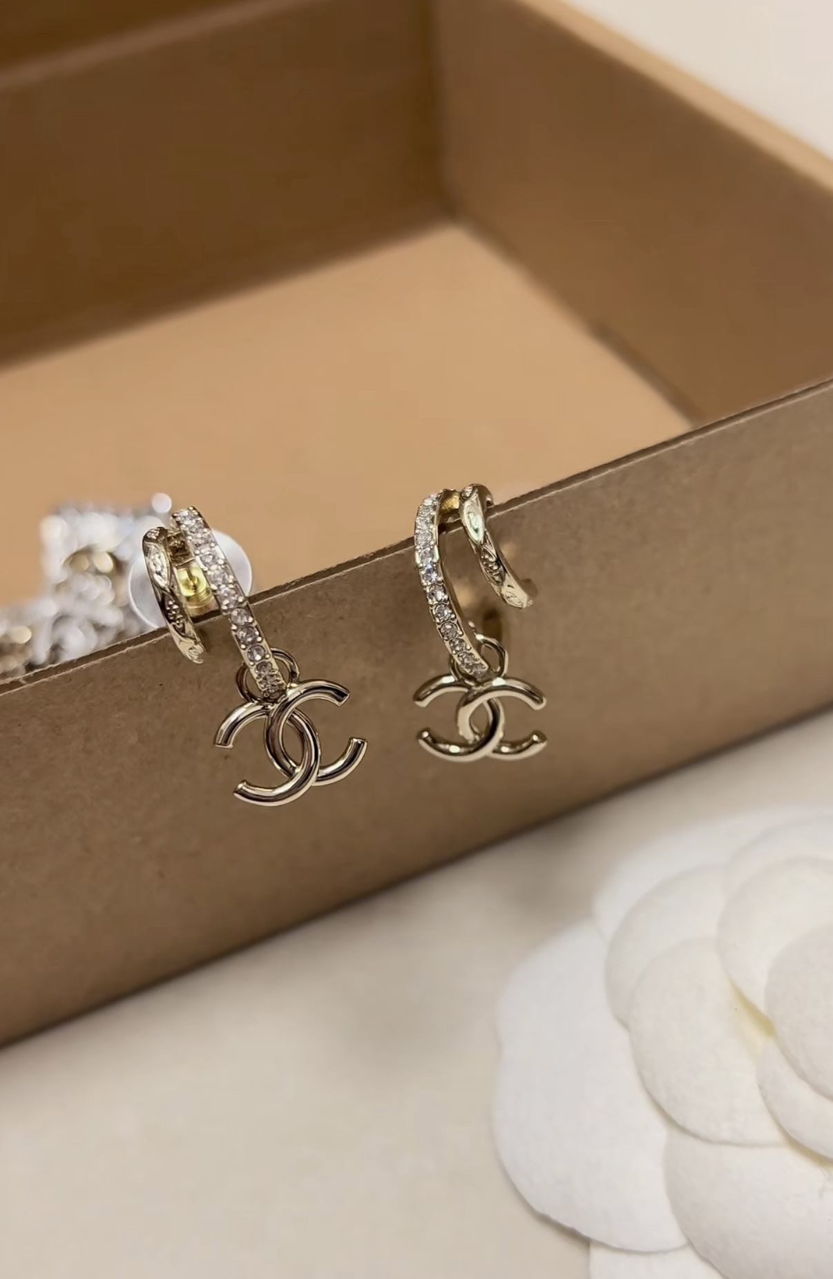 CHANEL A貨 水鑽雙C耳環 經典耳扣 女款精品耳飾| 11 CHANEL A貨 水鑽雙C耳環 經典耳扣 女款精品耳飾