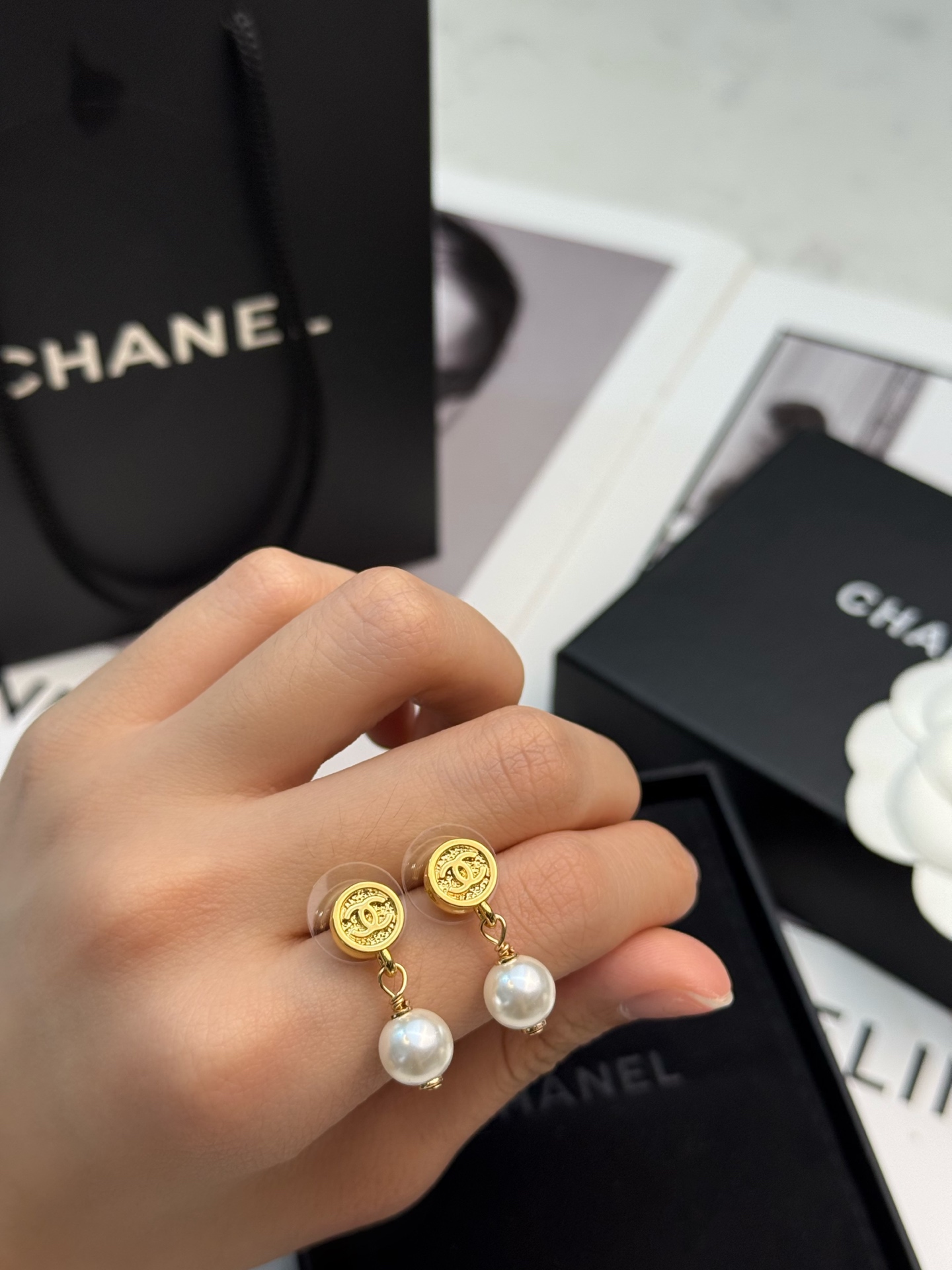 CHANEL 高仿 復古珍珠耳環 雙C耳釘 法式優雅精品耳飾| 7 CHANEL 高仿 復古珍珠耳環 雙C耳釘 法式優雅精品耳飾