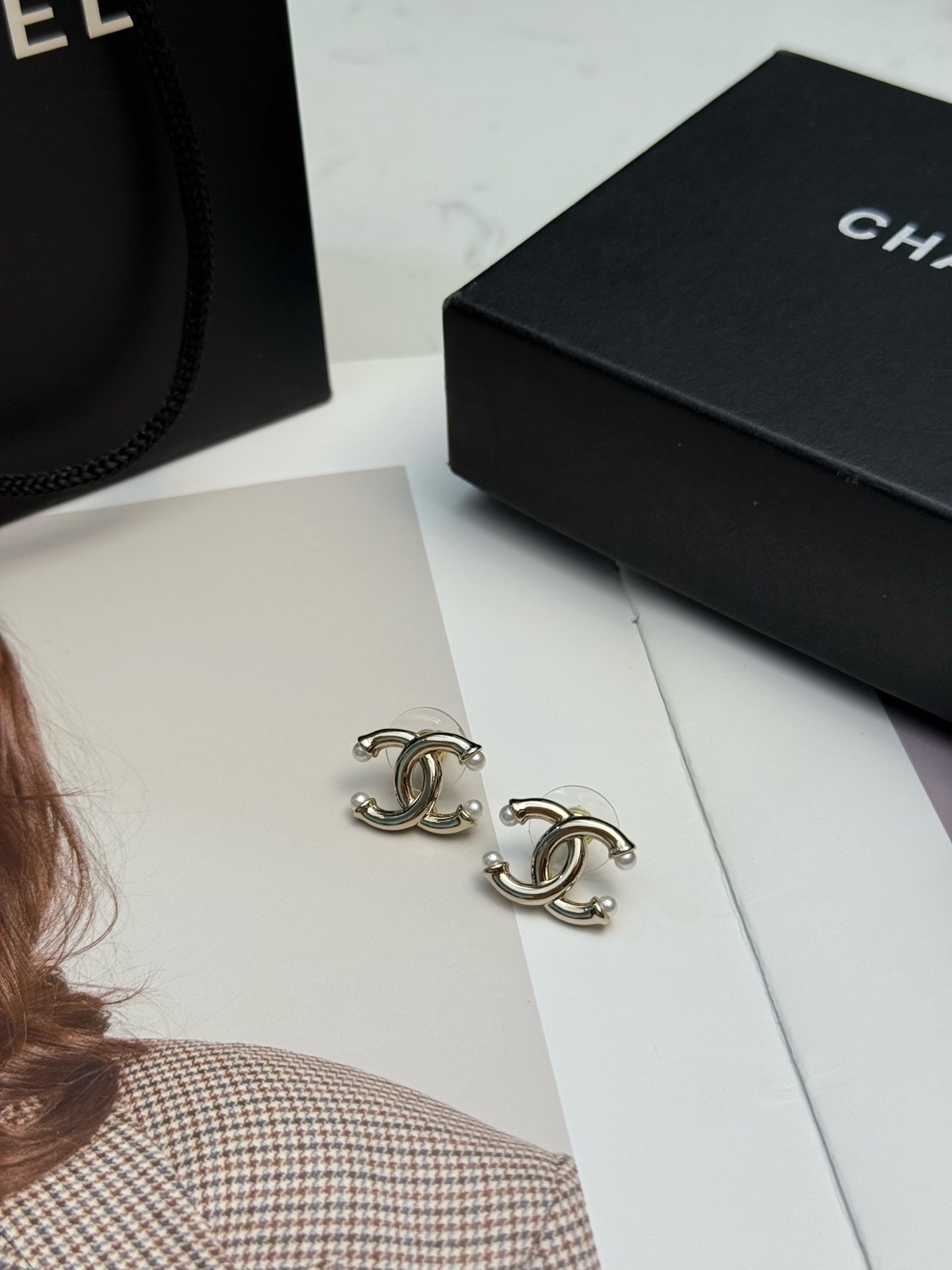CHANEL 一比一 雙C珍珠耳釘 經典Logo耳環 女款精品飾品| 10 CHANEL 一比一 雙C珍珠耳釘 經典Logo耳環 女款精品飾品