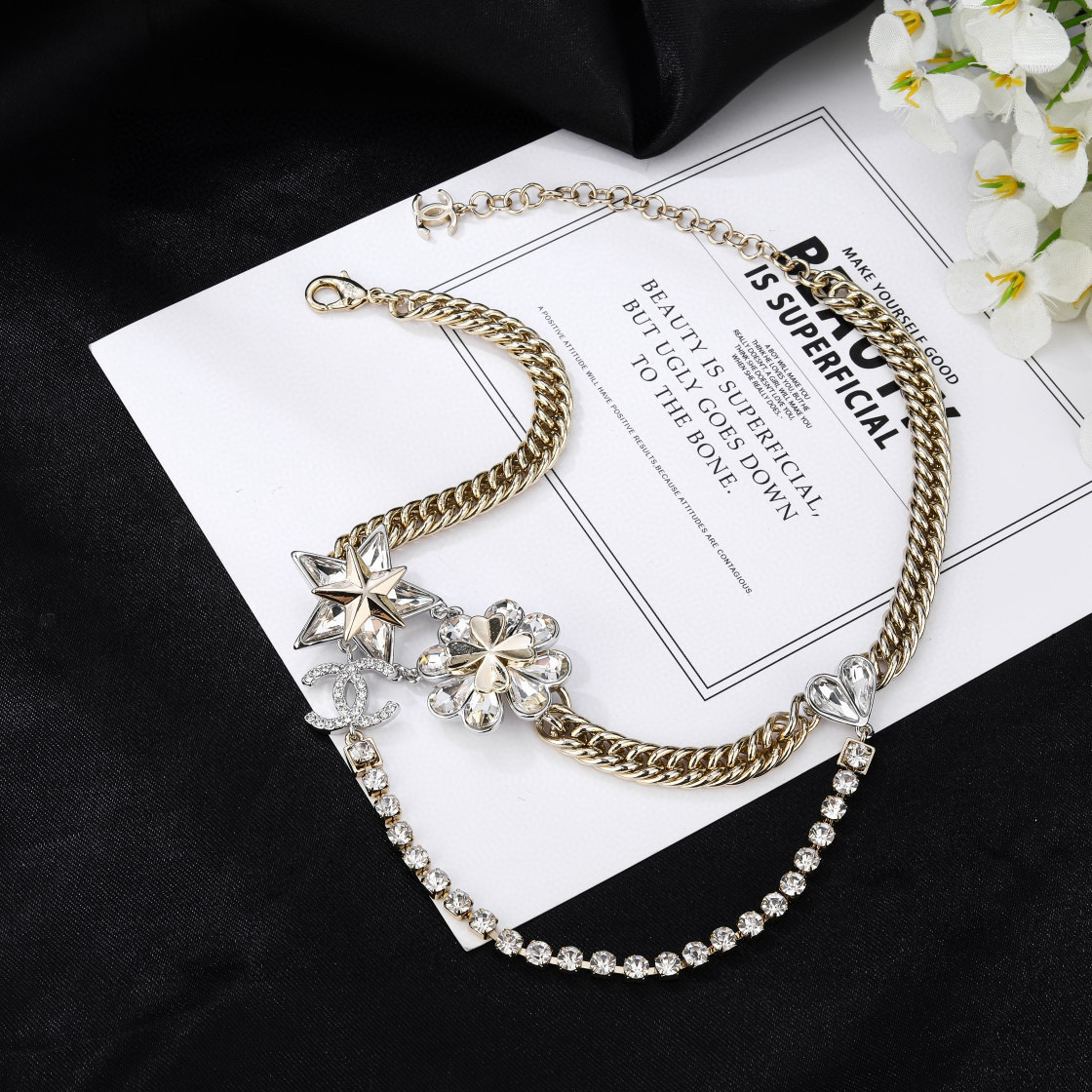 CHANEL 高仿 水鑽花朵雙C項鍊 法式鎖骨鏈 女款精品飾品| 11 CHANEL 高仿 水鑽花朵雙C項鍊 法式鎖骨鏈 女款精品飾品