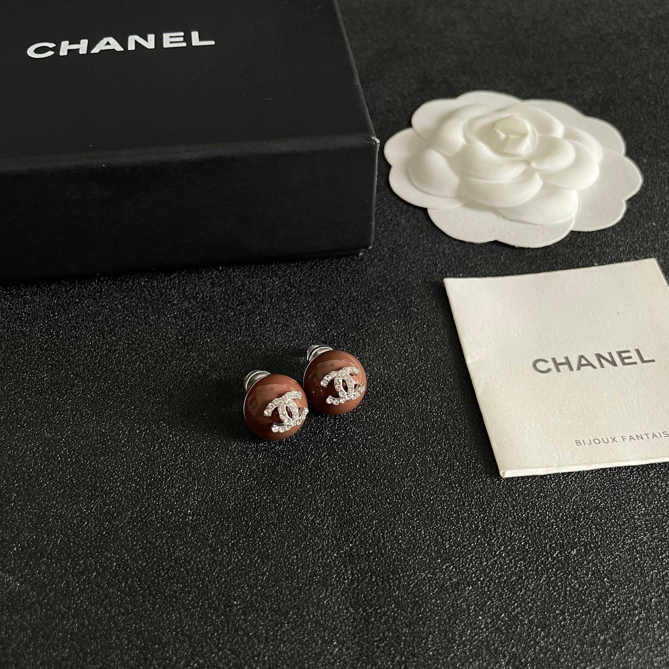 CHANEL A貨香奈兒 咖啡色雙C耳釘 琺瑯Logo耳環 女款飾品| 10 CHANEL A貨香奈兒 咖啡色雙C耳釘 琺瑯Logo耳環 女款飾品