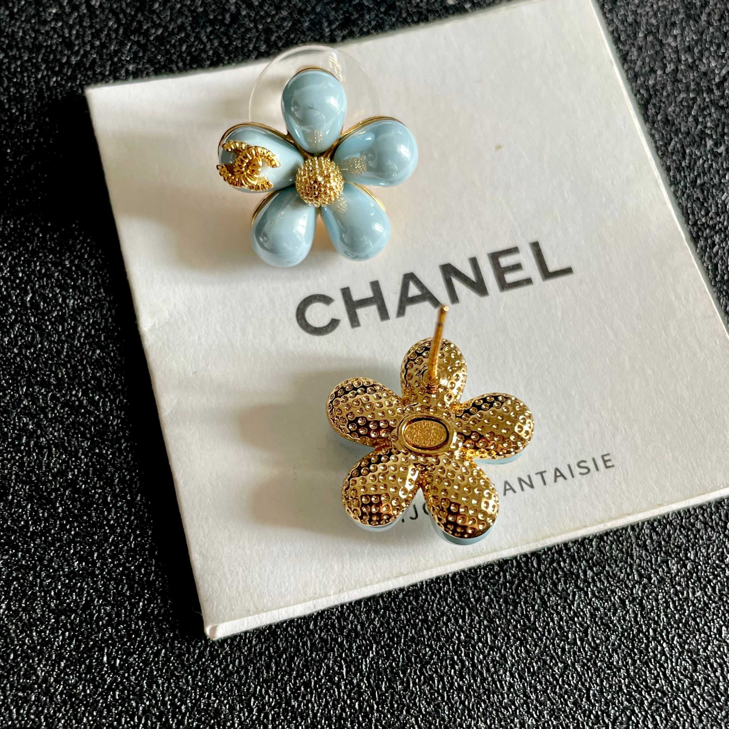 CHANEL 高仿香奈兒 藍色山茶花耳釘 琺瑯花朵耳環 女款飾品