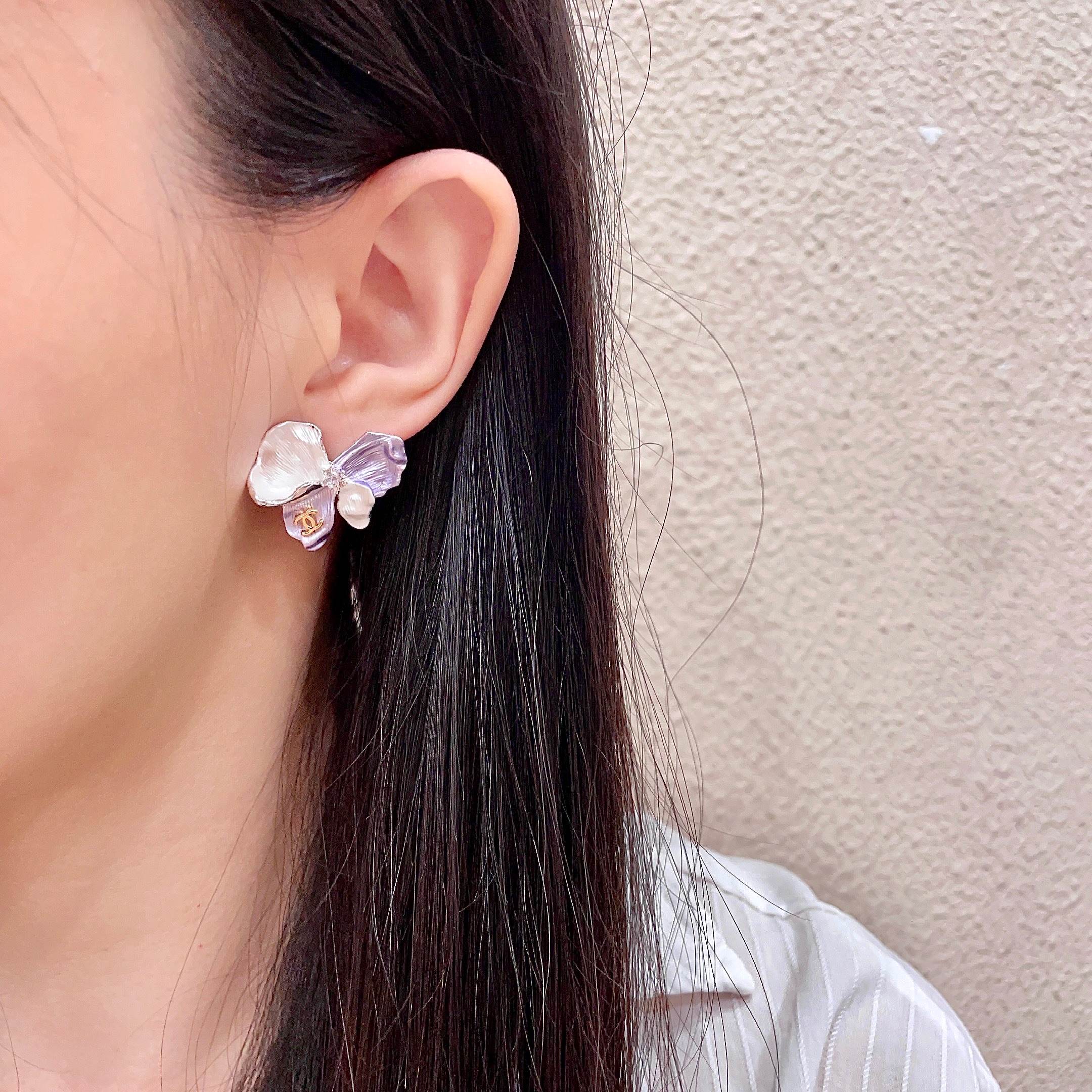 CHANEL 高仿香奈兒 紫白蘭花耳釘 漸層花朵耳環 女款飾品| 13 CHANEL 高仿香奈兒 紫白蘭花耳釘 漸層花朵耳環 女款飾品