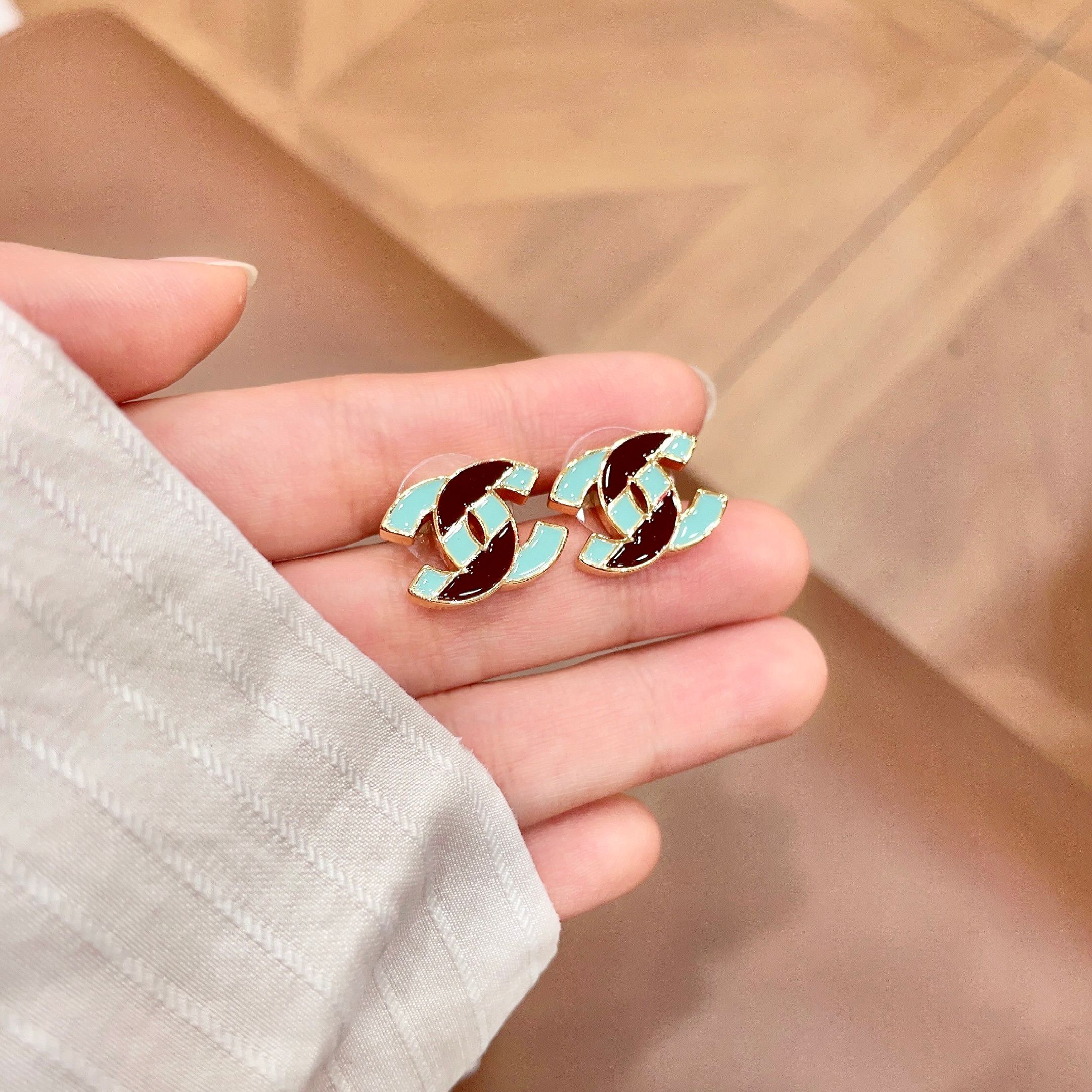 Chanel 一比一 雙C琺瑯耳釘 綠色復古Logo耳環 女款精品飾品