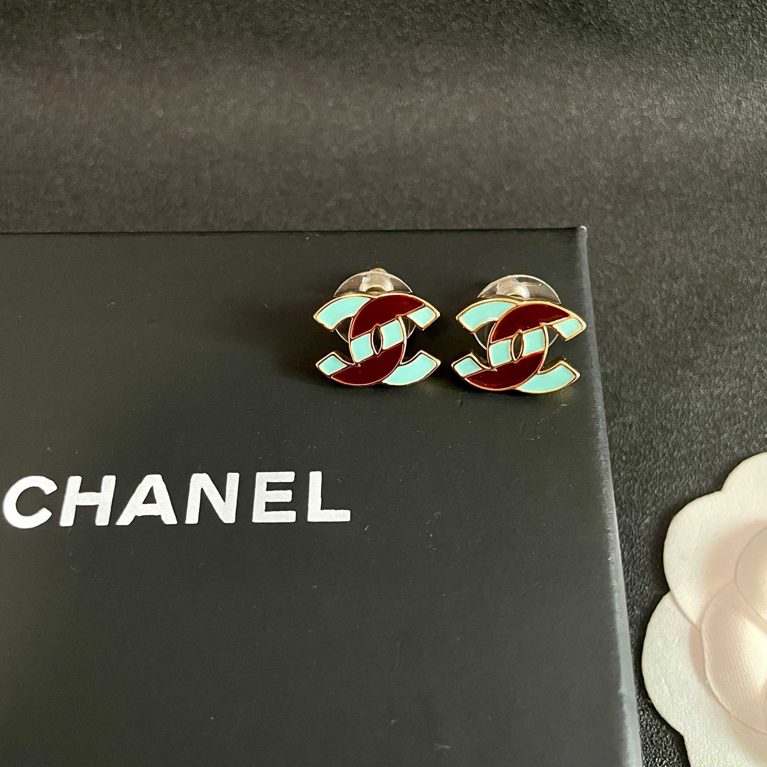 Chanel 一比一 雙C琺瑯耳釘 綠色復古Logo耳環 女款精品飾品