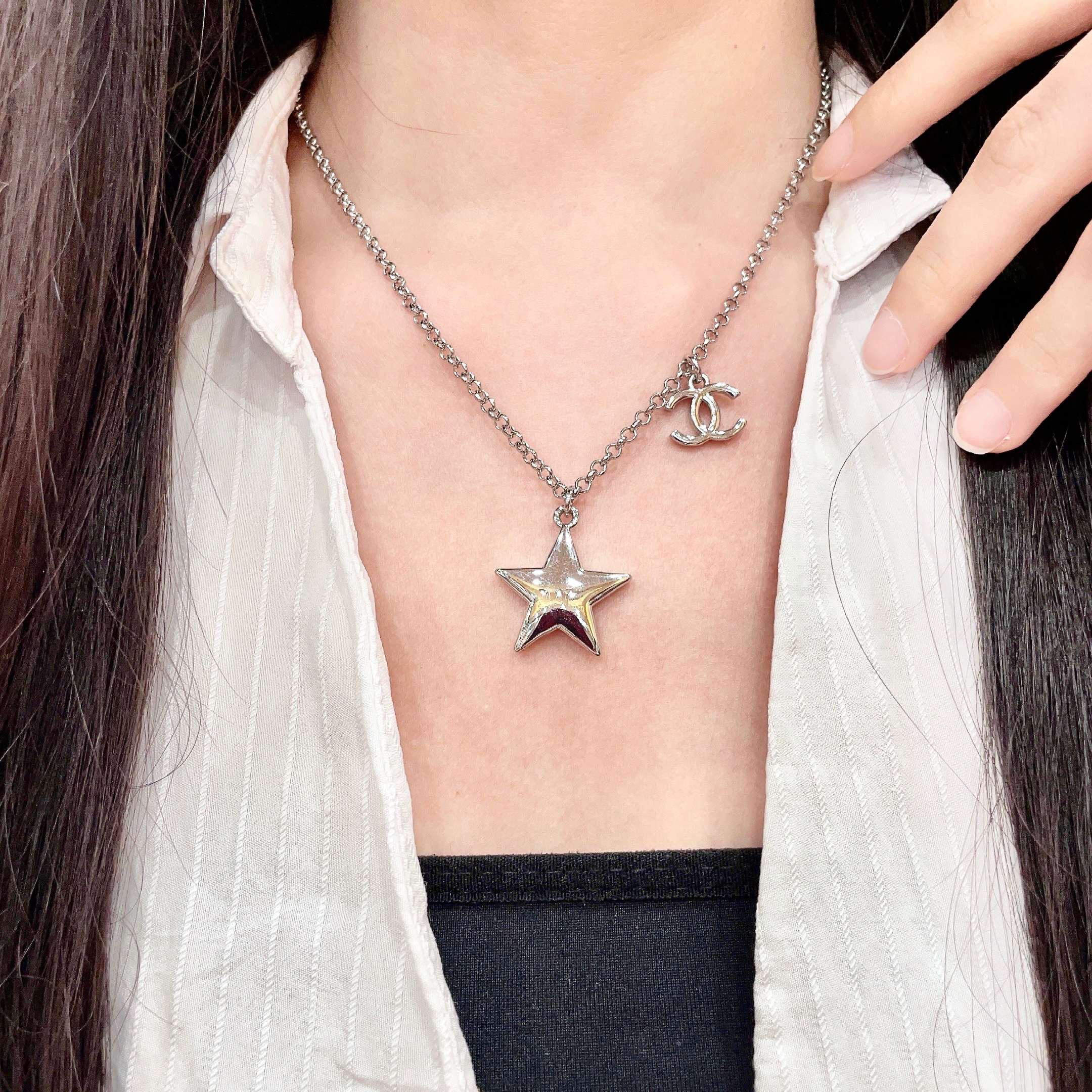CHANEL高仿女士星星雙C吊墜項鍊 復古銀色百搭精品飾品| 3 CHANEL高仿女士星星雙C吊墜項鍊 復古銀色百搭精品飾品