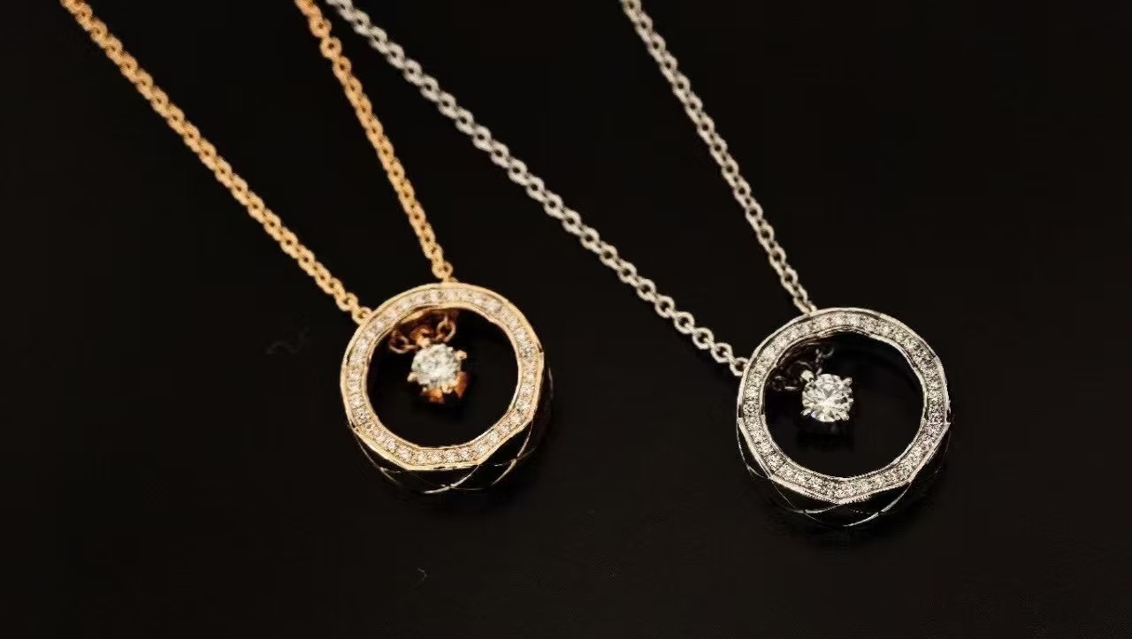 CHANEL高仿女士圓環鑲鑽項鍊 金銀雙色精緻吊墜百搭鎖骨鏈| 7 CHANEL高仿女士圓環鑲鑽項鍊 金銀雙色精緻吊墜百搭鎖骨鏈