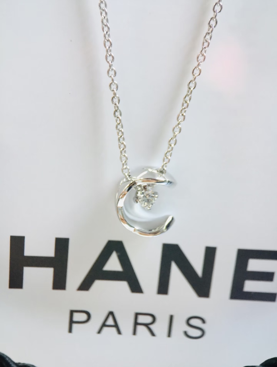 CHANEL高仿女士月牙單鑽項鍊 銀色立體切面吊墜簡約氣質款| 11 CHANEL高仿女士月牙單鑽項鍊 銀色立體切面吊墜簡約氣質款