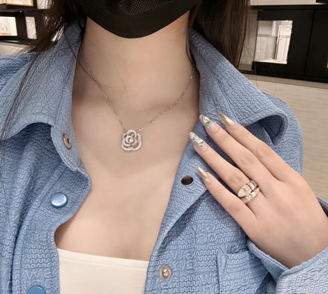 CHANEL一比一女士山茶花鑲鑽項鍊 銀色立體花朵單鑽奢華鎖骨鏈| 11 CHANEL一比一女士山茶花鑲鑽項鍊 銀色立體花朵單鑽奢華鎖骨鏈